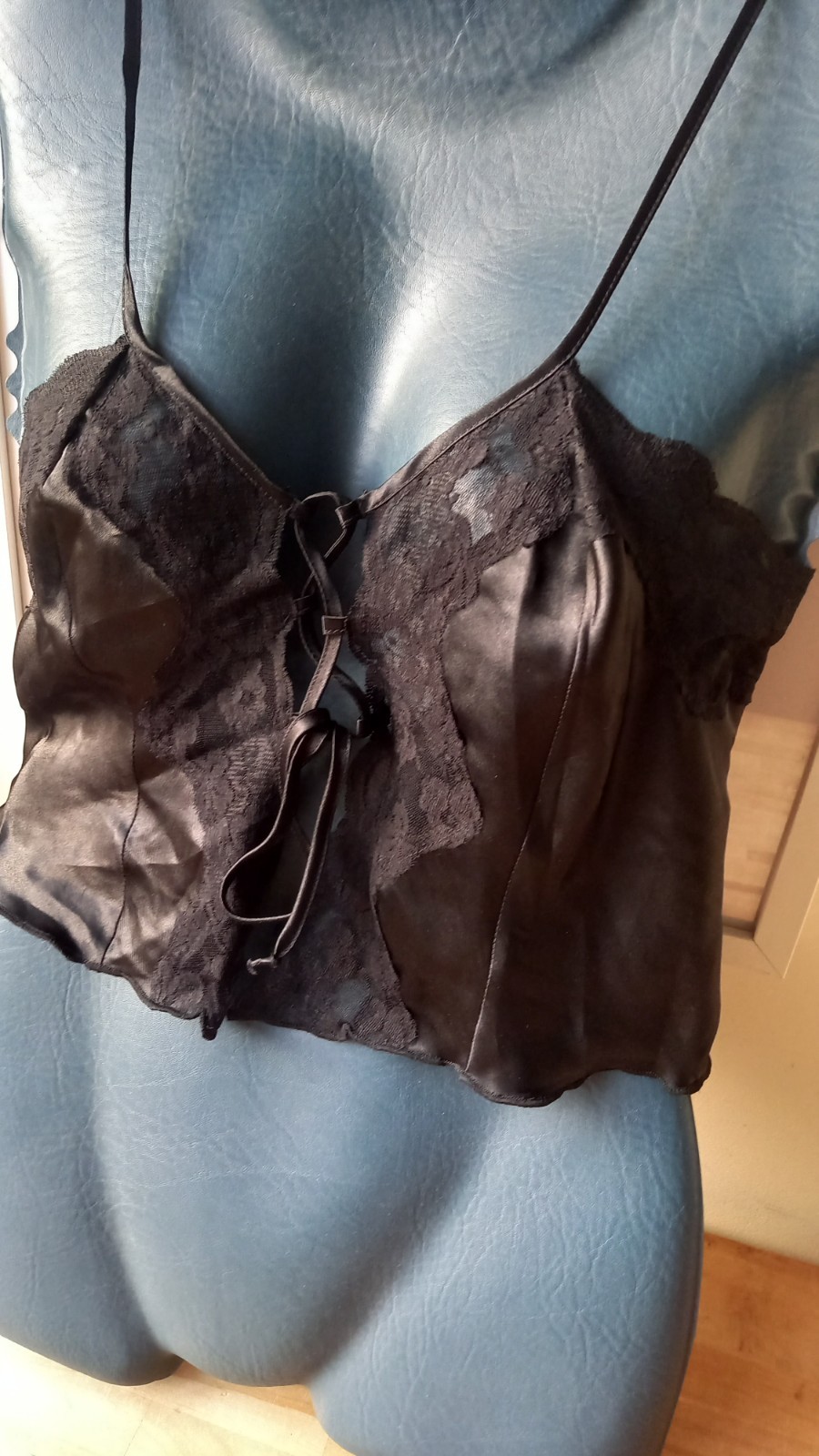 Black Satin Silk Like Camisole Front Tie Thin Straps Lingerie Cami size14-16 NEW