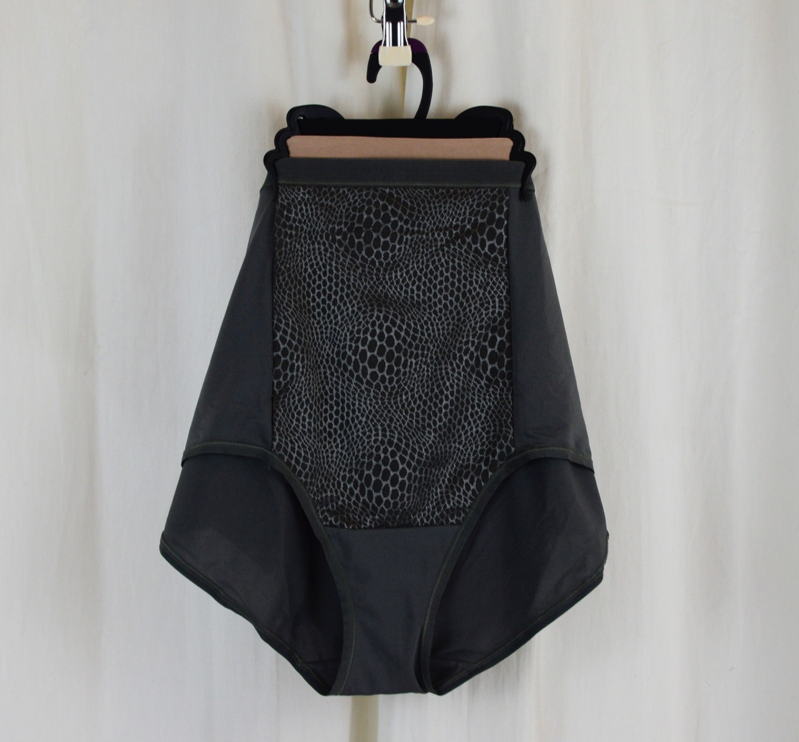 Warners 3 PACK Womens Blissful Benefits Brief Panty Gray/Beige/Black Size 2XL