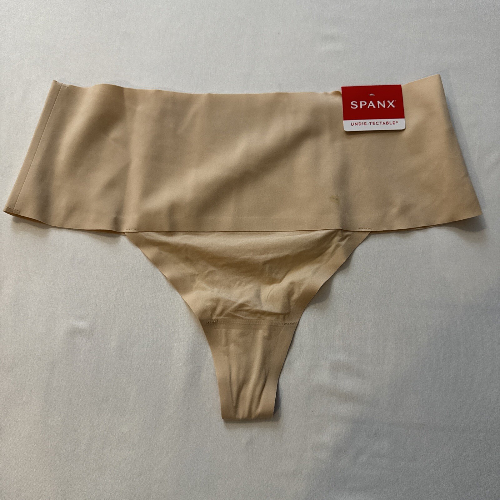 Spanx L Undie-tectable Thong Panties Soft Nude Large New W Tag And Stain See Pic