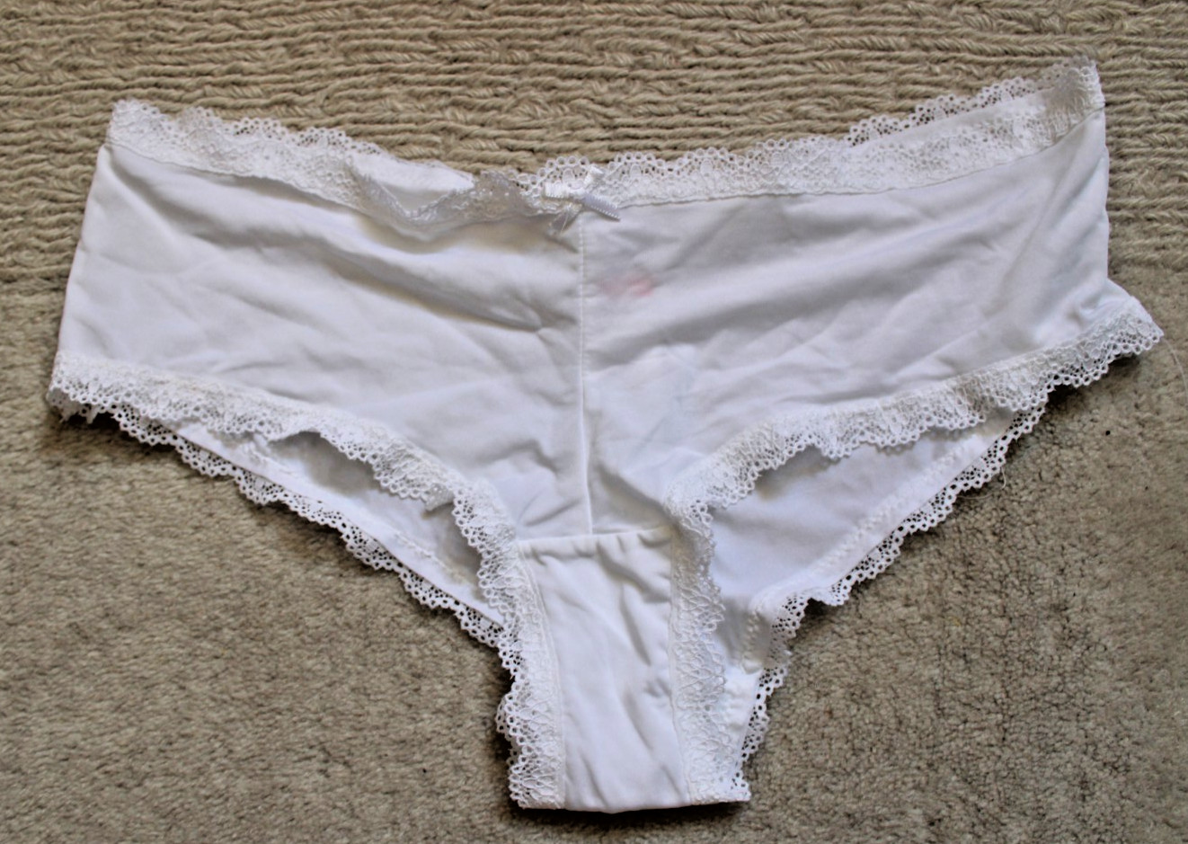 Brand New Lace Trimmed Bikini Style Knickers, White, Medium UK 10-12