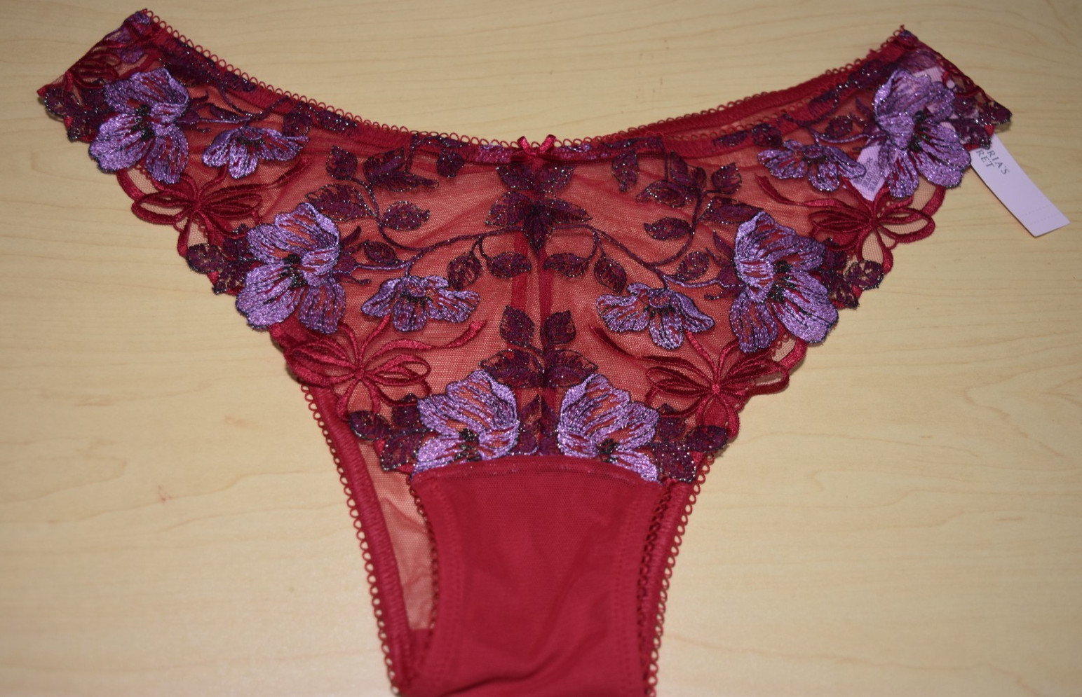 NWT Victoria’ Secret Dream Angels Red Embroidery High Leg Brazilian Panty L