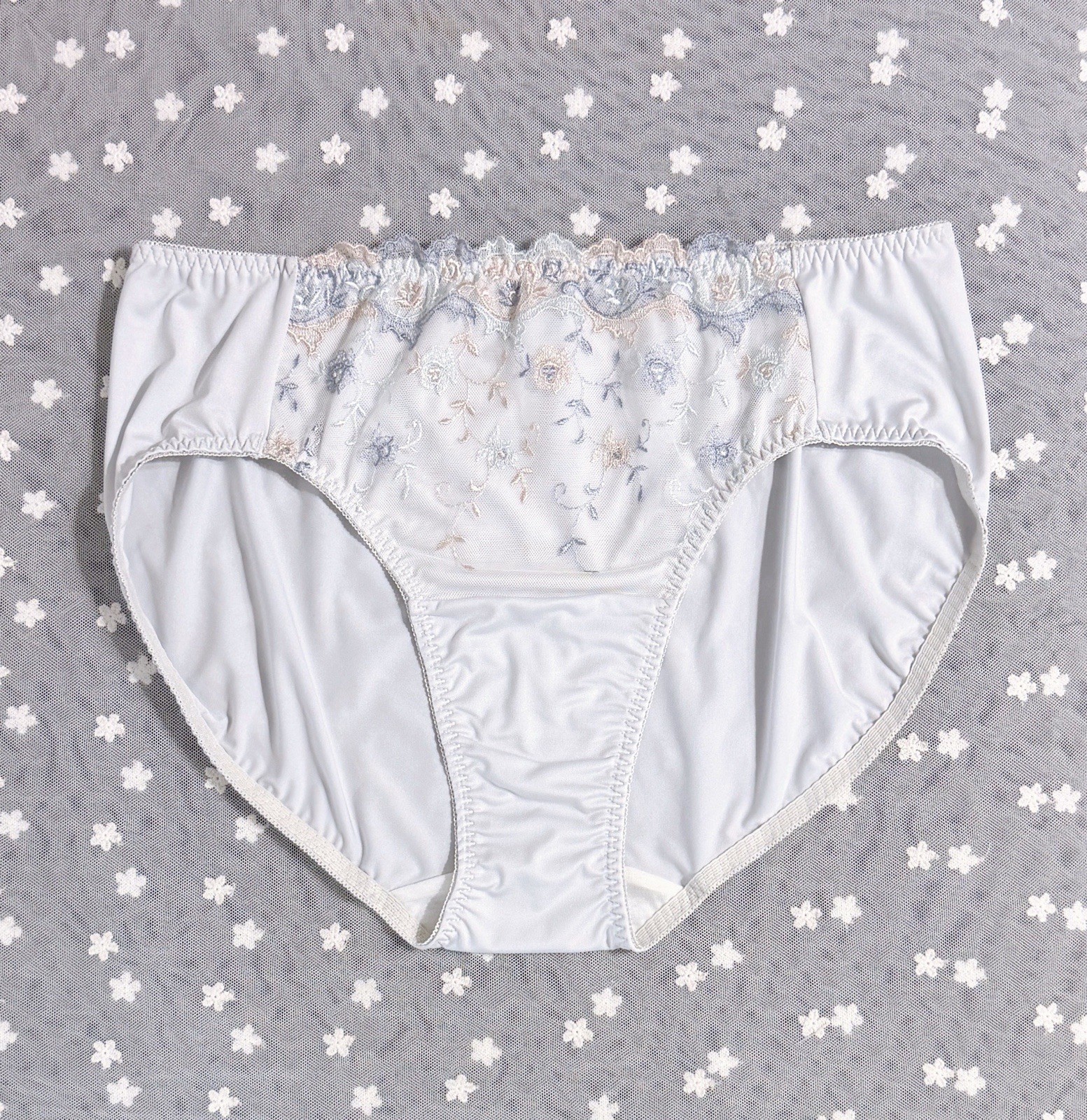 Set Of 4 US-XL/JP-5L Japanese Floral Embroidery Panties Extra Long Crotch Lining