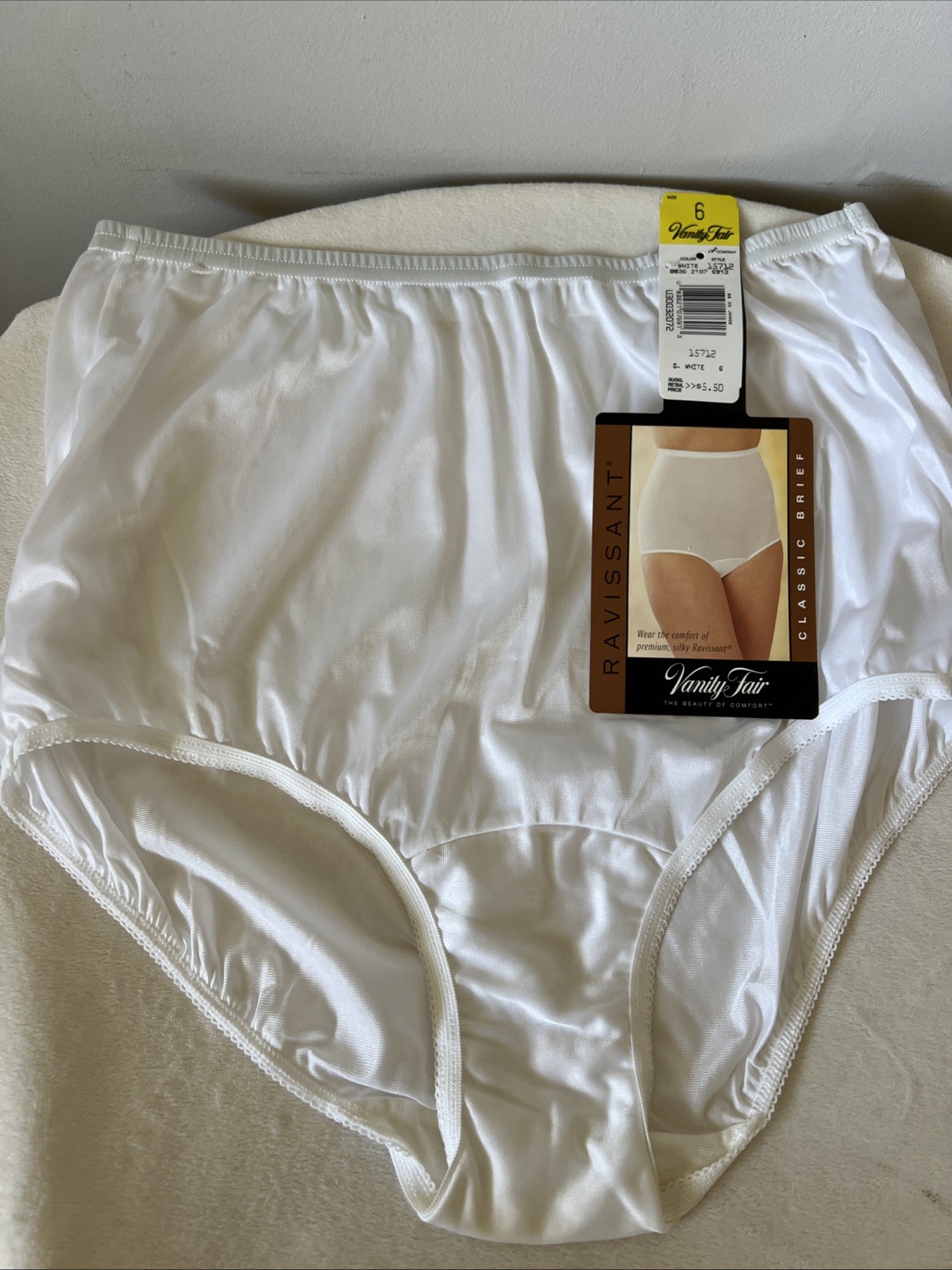 Vintage Vanity Fair Nylon Ravissant Classic Brief Panties 15712 White Size 6