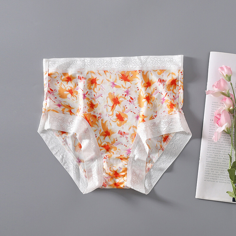100% Mulberry Silk Underwear Women Briefs Thin Silk Lady Panties Flowers Print