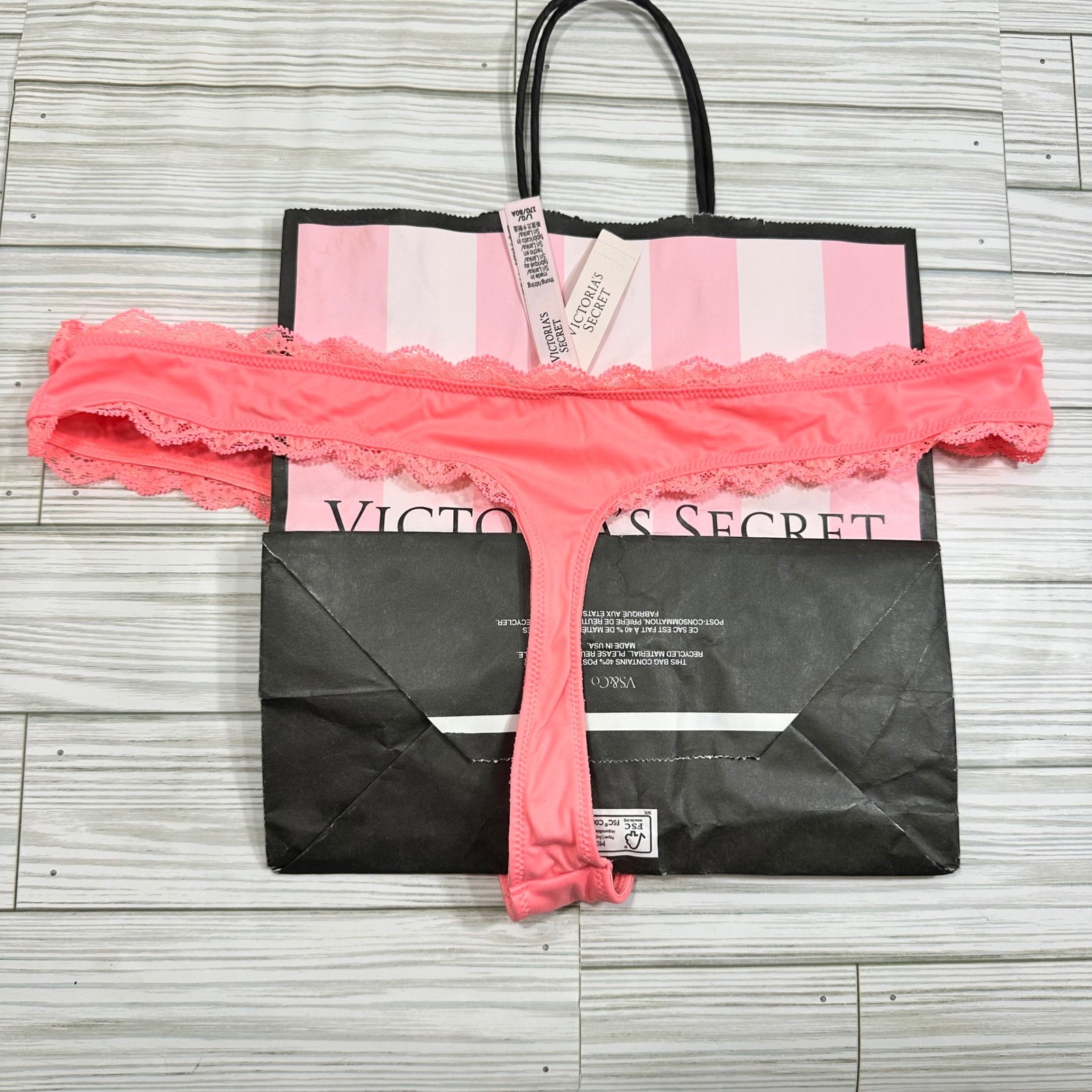 NWT Victoria’s Secret Lace Trim Thong Panty String Underwear Large
