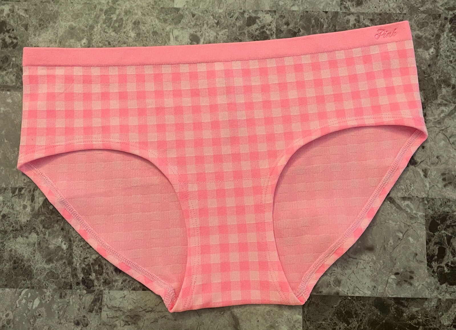 NWT VICTORIA’S SECRET PINK GINGHAM PLAID STRETCH SEAMLESS HIPHUGGER PANTIES