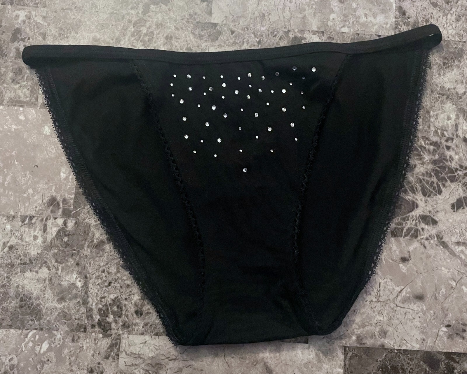 NWT VICTORIA’S SECRET BLACK SILVER RHINESTONE PICOT STRING BIKINI PANTIES