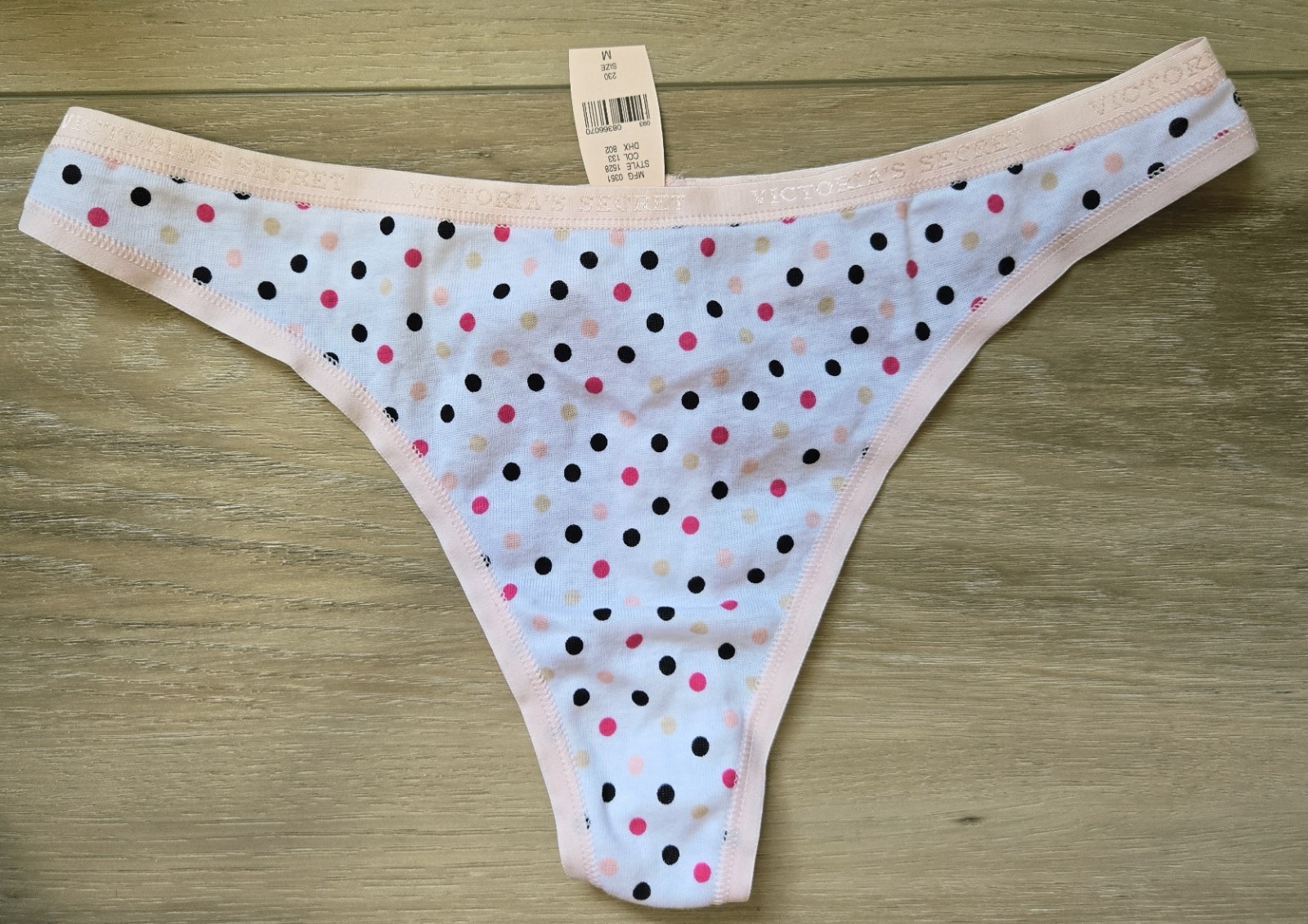 NWT Vintage Victoria’s Secret Signature Waistband Cotton Low Thong Panties M
