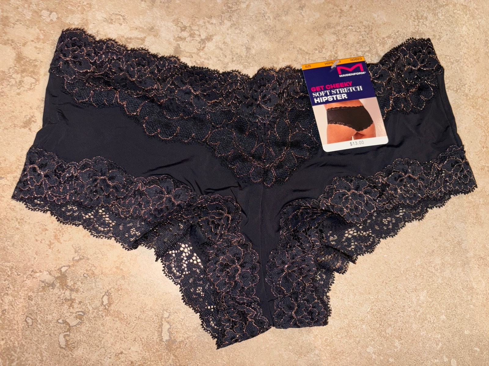 MAIDENFORM 40823 Luxurious Scalloped Lace Cheeky Hipster Panty Black Gold Sm 5