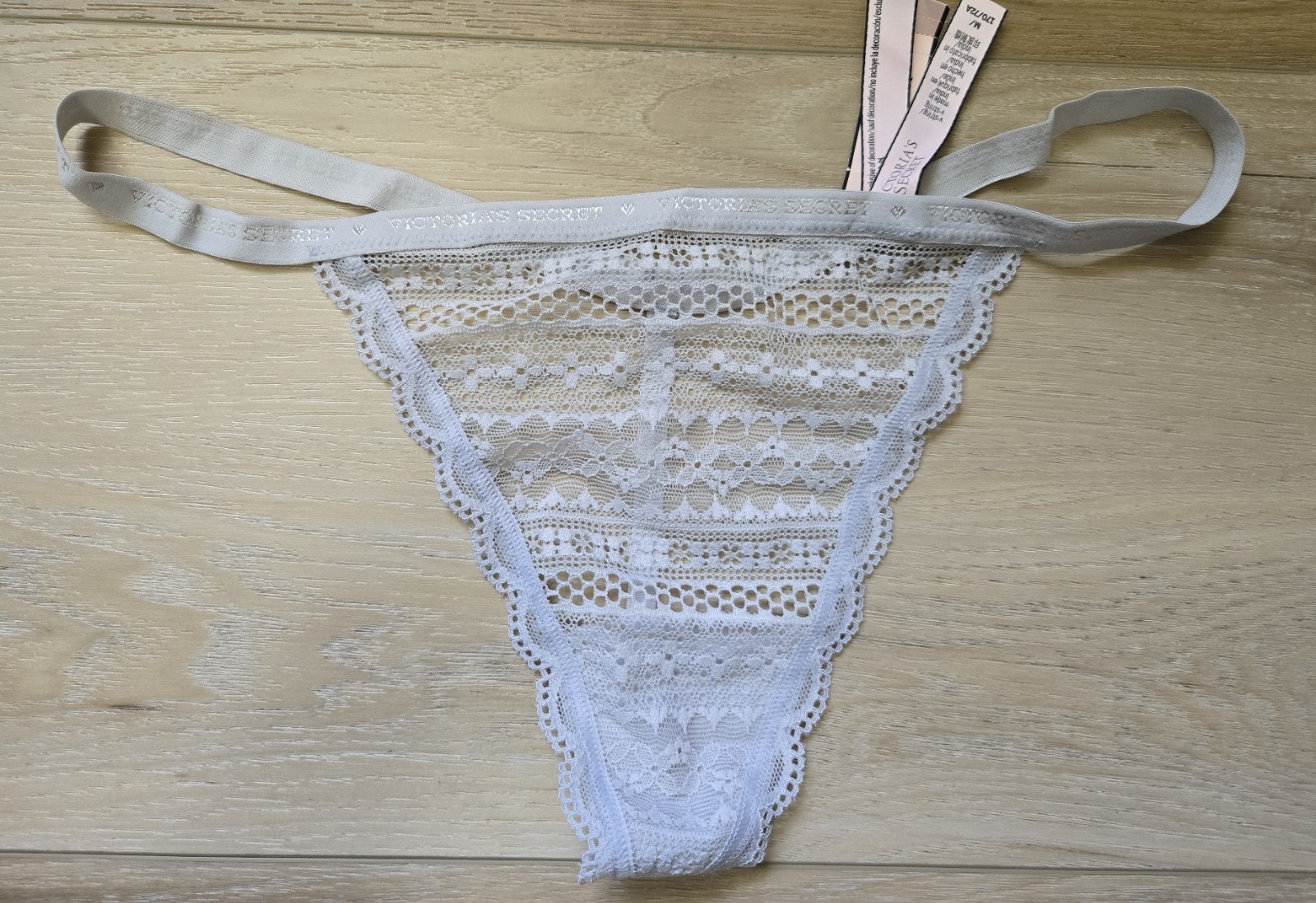 NWT Victoria’s Secret Gray Signature Waistband Sheer Lace V-String Panties M