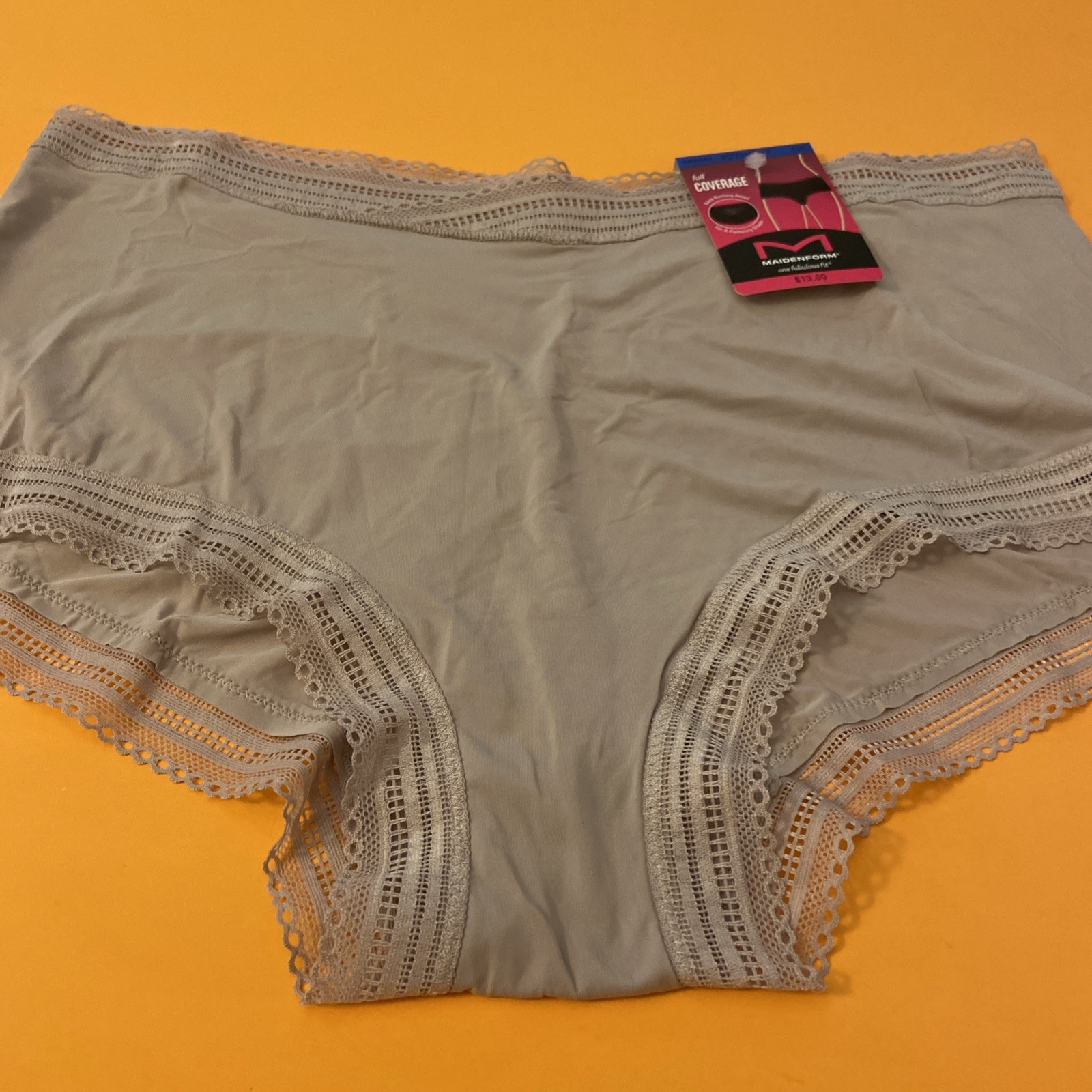 NEW! MAIDENFORM NUDE “ONE FABULOUS FIT” BOYSHORT PANTIES /SIZE 8 / X-LARGE