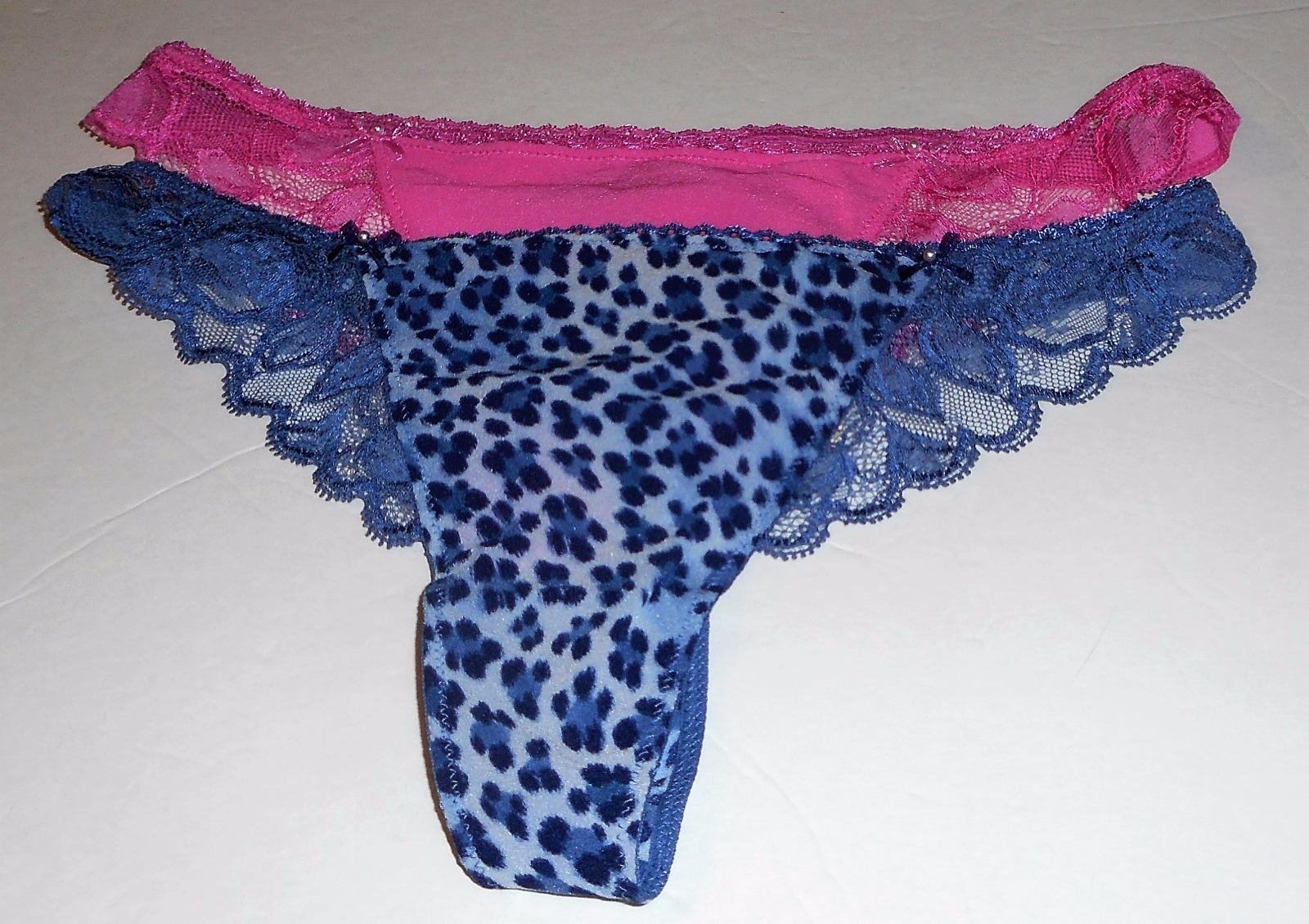 Victoria’s Secret Sexy Satin Lace & Mesh Thong Panties Small (S) X 2 NWT