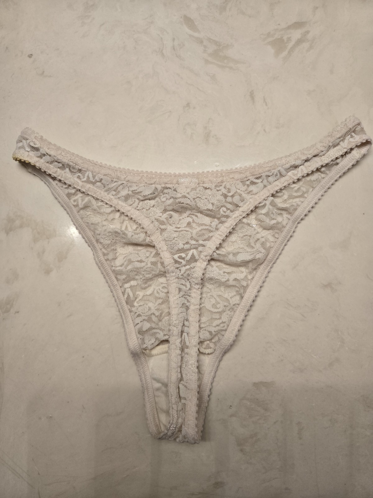 Victoria’s Secret 1990s Vintage Lace Thong x2 Size Medium 1997
