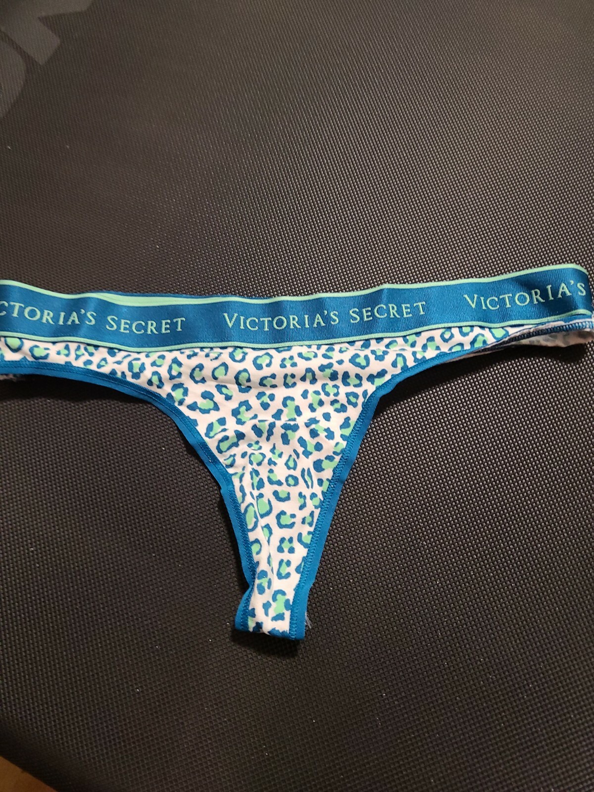 VICTORIAS SECRET LEOPARD THONG small 🔥