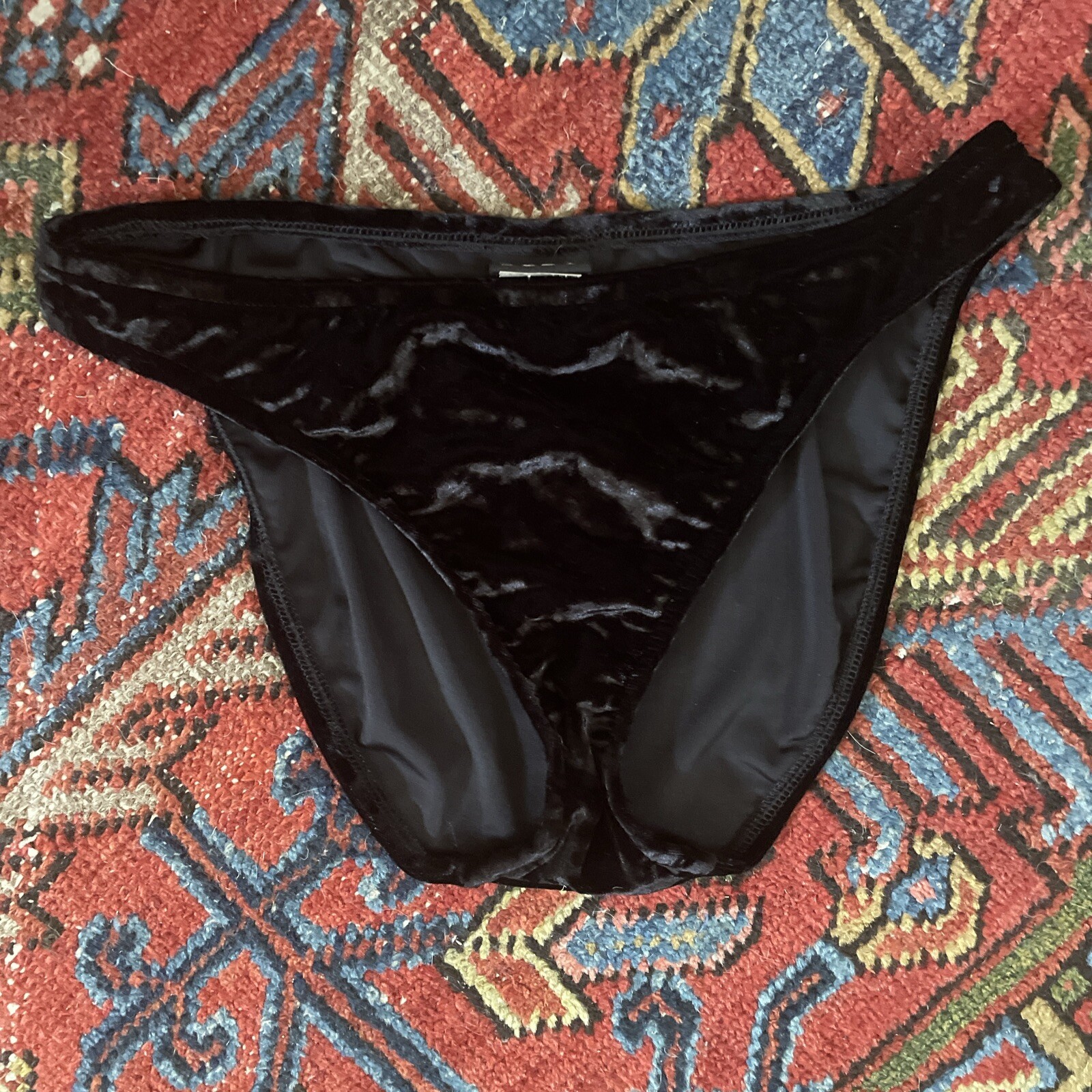 True Vintage Y2K 90s Bebe Crushed Black Velvet Bikini Panties Sz S