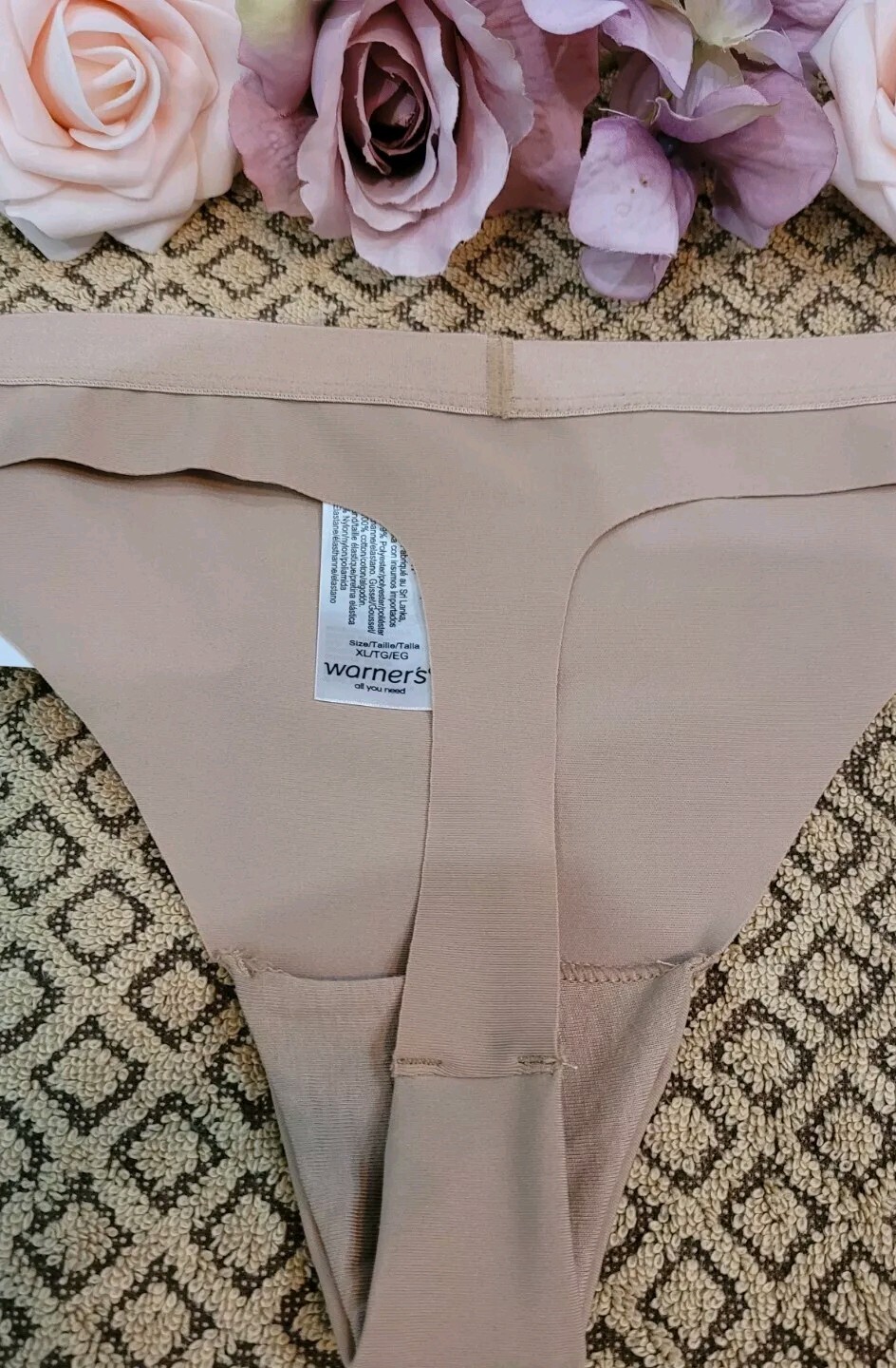 WARNER’s Cloud 9 SeXy Smooth Slinky Champagne THONG Panty RX8101P -XL/8 nwt