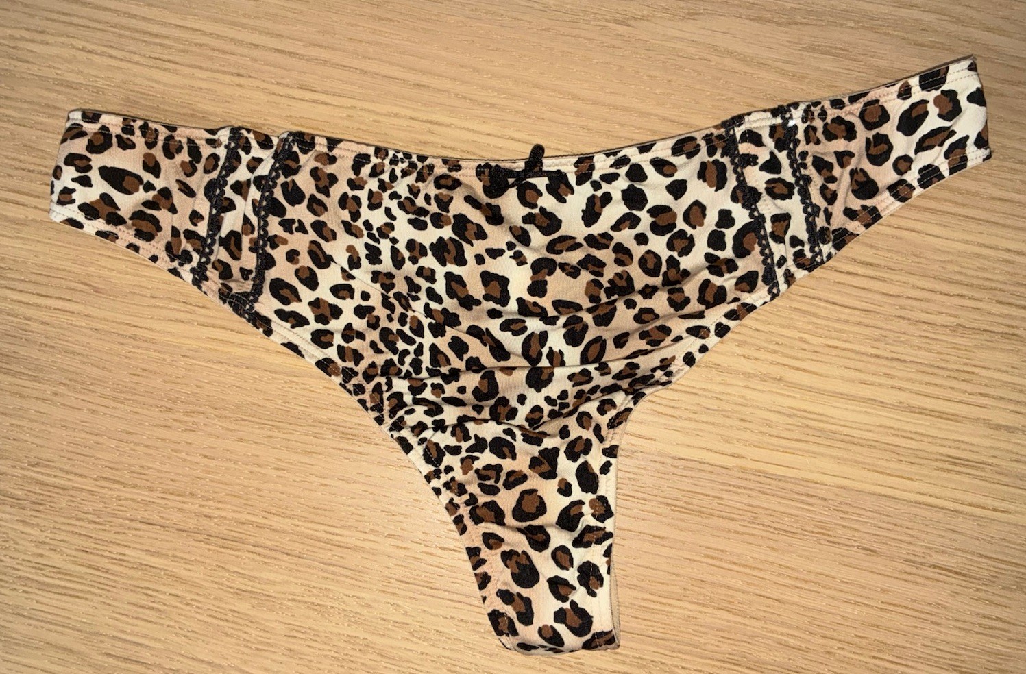NWOT CACIQUE ANIMAL PRINT THONGS 14/16