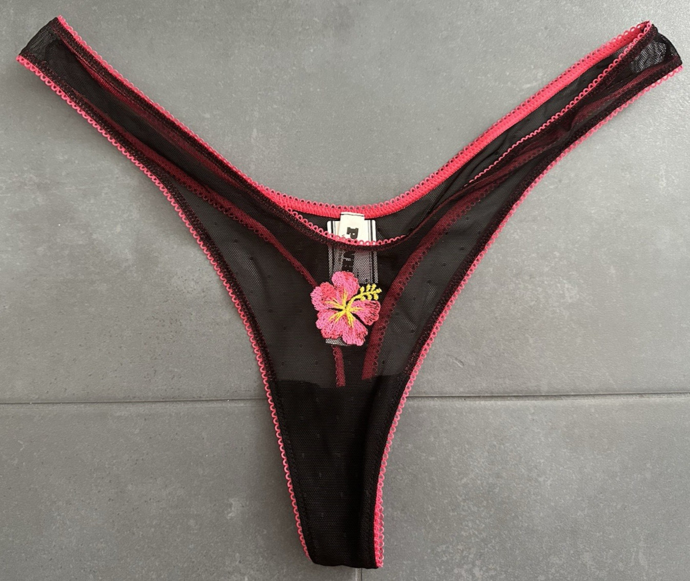 Victoria’s Secret PINK Wink Micro Thong Panty Hibiscus Flower Size L NEW
