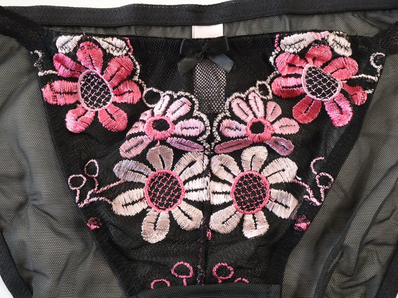 NEW Victoria’s Secret VTG Y2K 90s Sheer Embroidered String Bikini Panty SMALL