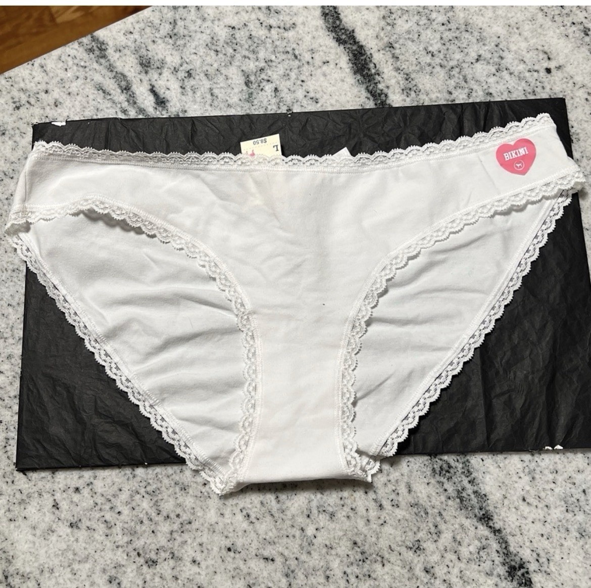 NWT Victoria’s Secret PINK White Ruched Lace Trim Cotton Bikini Panties Large
