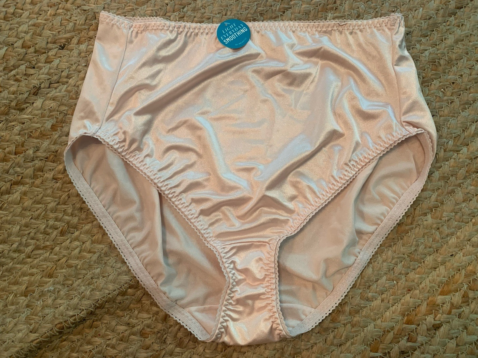 NEW SZ 3XL VANITY FAIR SHINY CHAMPAGNE HI-CUT LIGHT CONTROL PANTY BRIEFS 48301