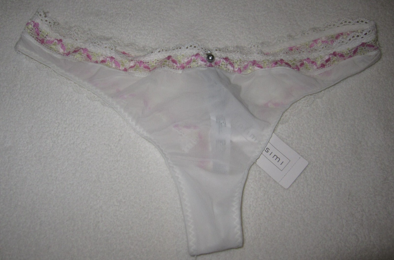 INTIMISSIMI NWT Sheer Lace Cream Thong Underwear Womens Size L Large NEW