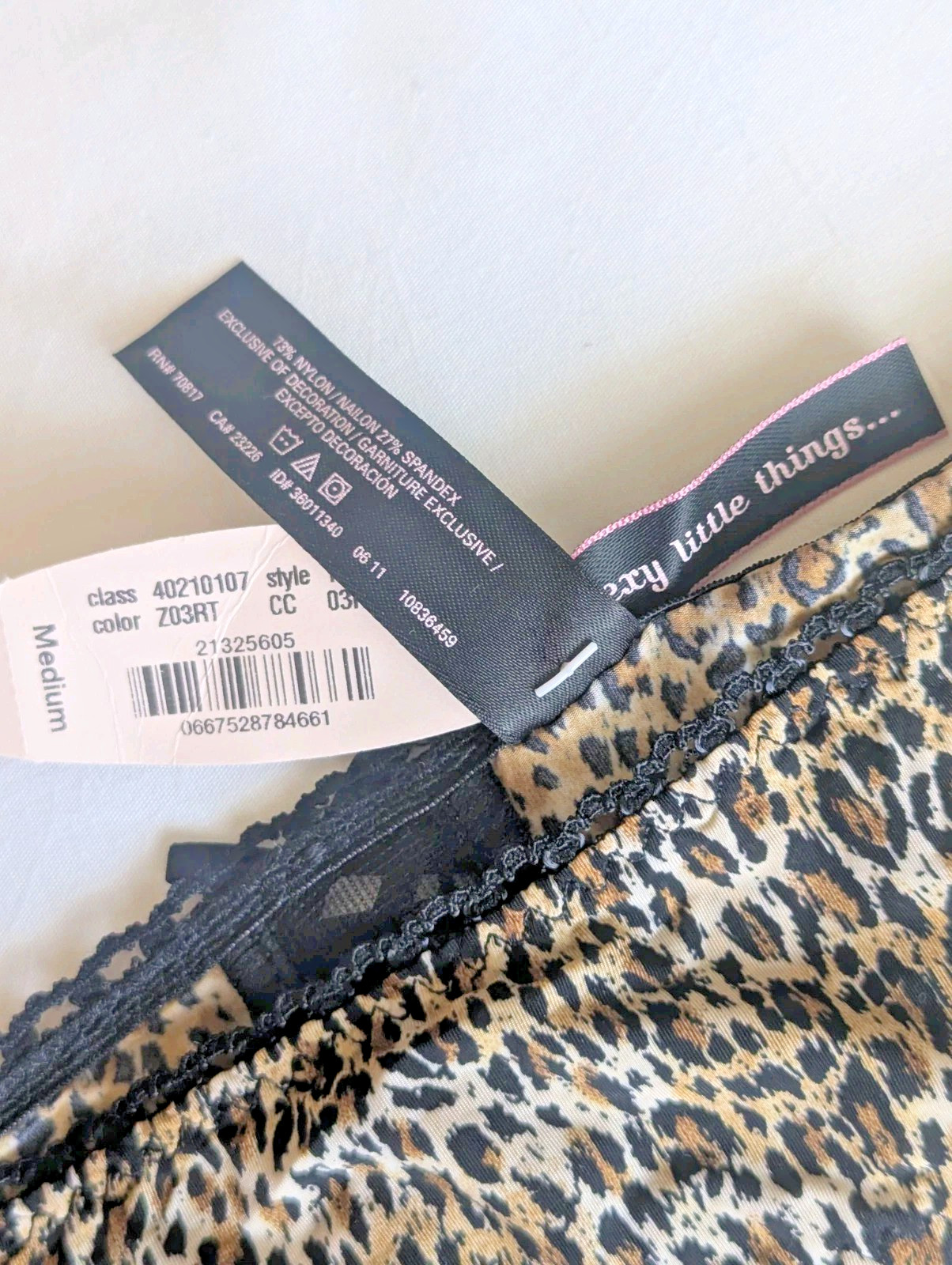 Victoria’s Secret SLT Thong Med Smooth Leopard Lace Bow Corset NWT Sexy 2011