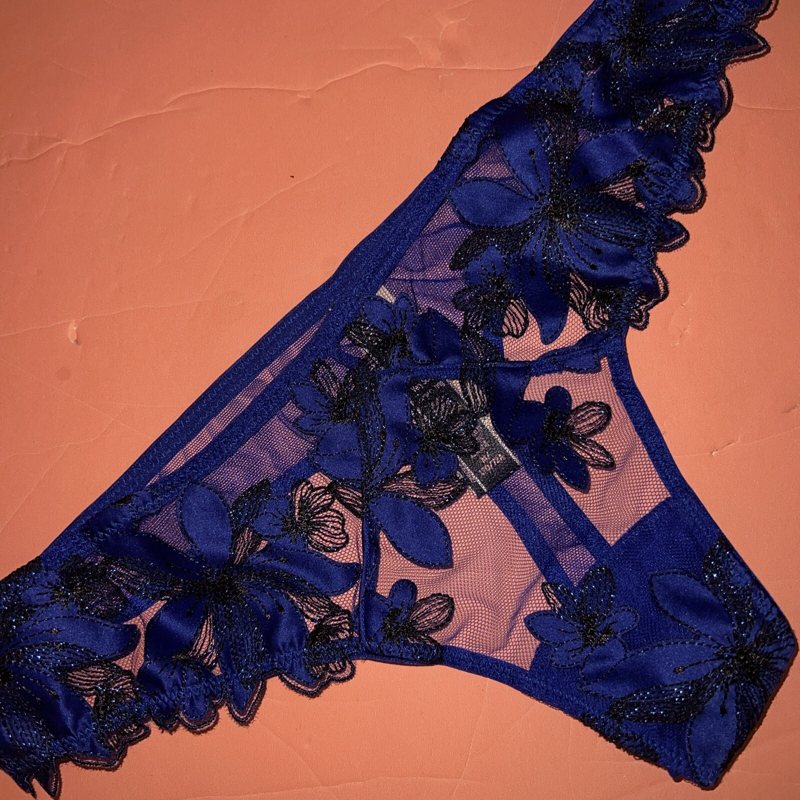 Victoria’s Secret M Thong panty Indigo Neon Blue Floral Applique Very Sexy