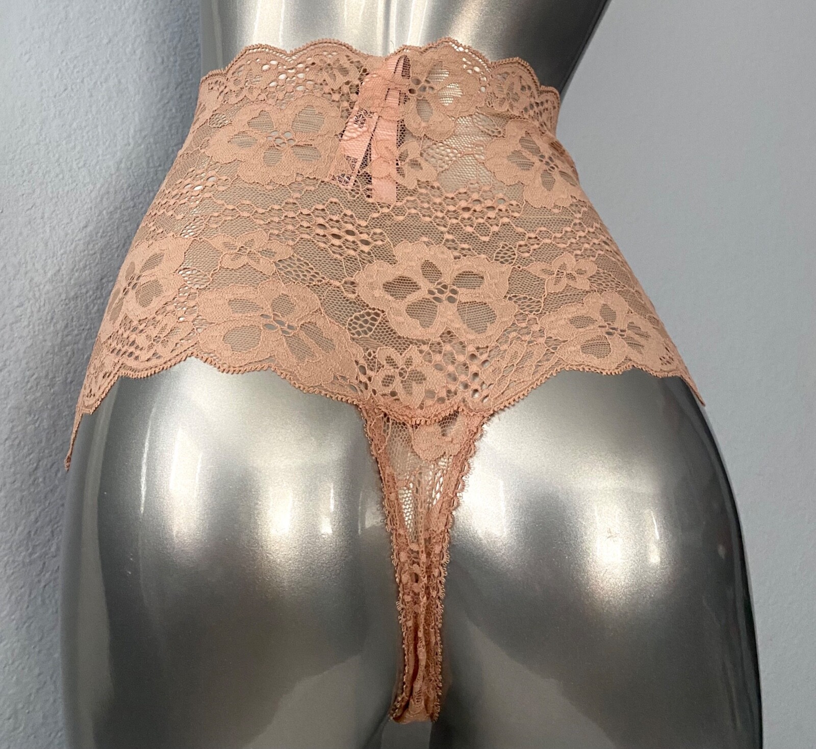 Victoria’s Secret Thong Panty High Waist Rise Evening Blush Floral Lace XS