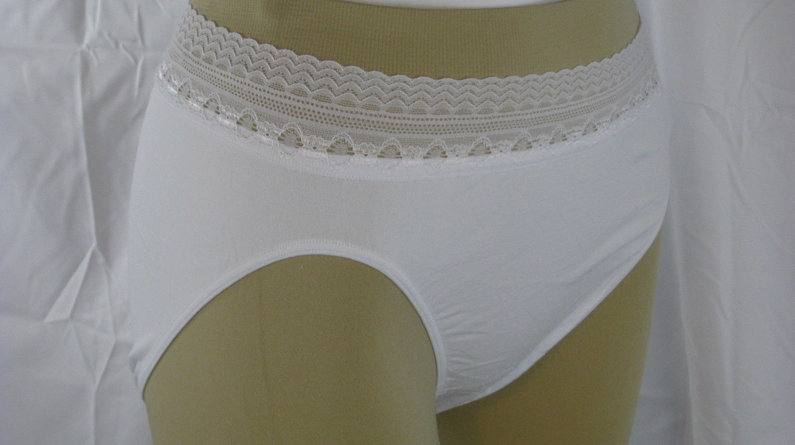 BALI 303J Panties White Lace Waistband Plus 10-11 Hi Cut Seamless Microfiber