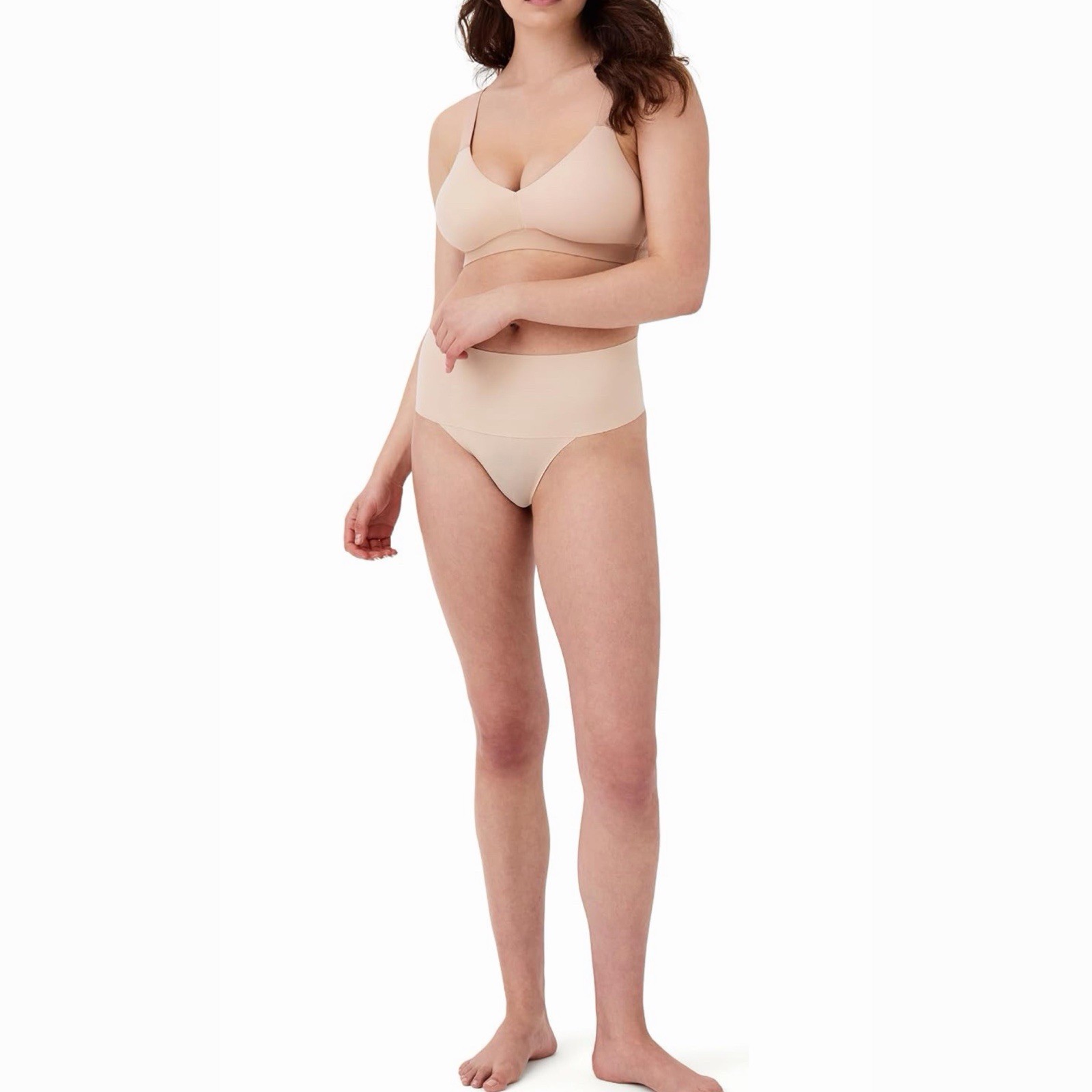 Spanx M Undie-tectable Thong Panties Women’s Size XS SOFT NUDE SPO115 NWT