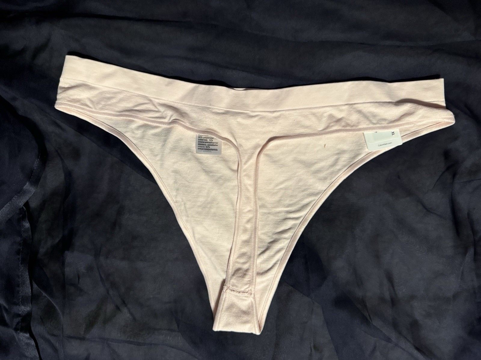 NEW Calvin Klein CK Women’s XL Bonded Flex Thong Underwear QD3958 691 Pink