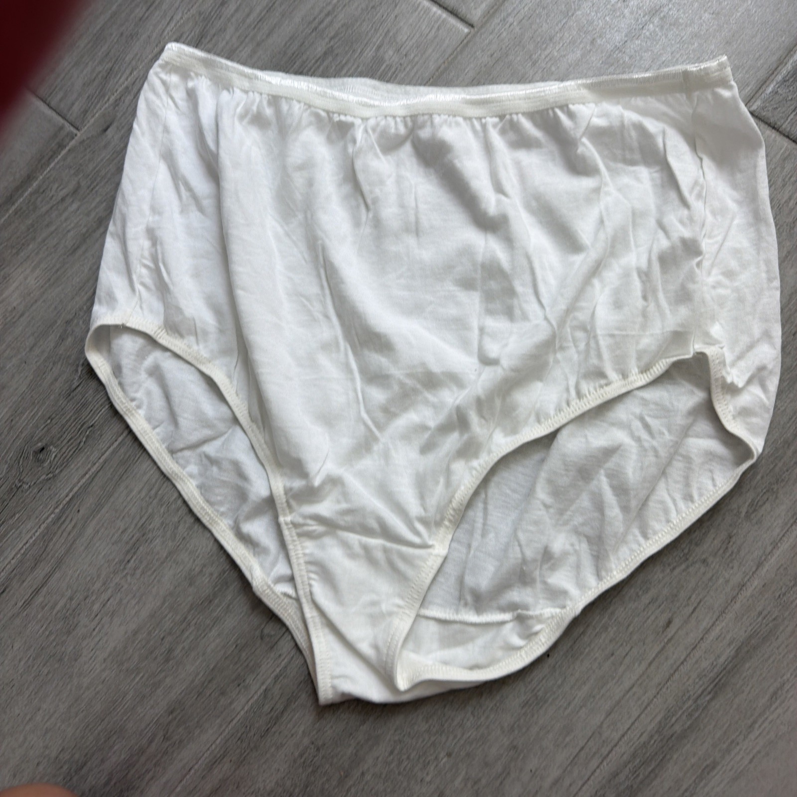 Vanity Fair 3 Pair Women’s Panties Size 9/2XL RN 16345 WHITE POLKA DOTS X3