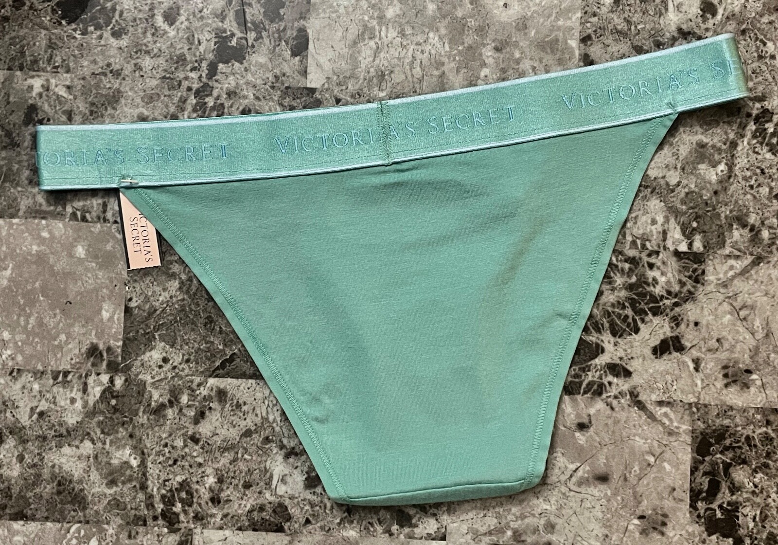 NWT VICTORIA’S SECRET GREEN SMOOTH THICK LOGO WAISTBAND CHEEKY TANGA PANTIES