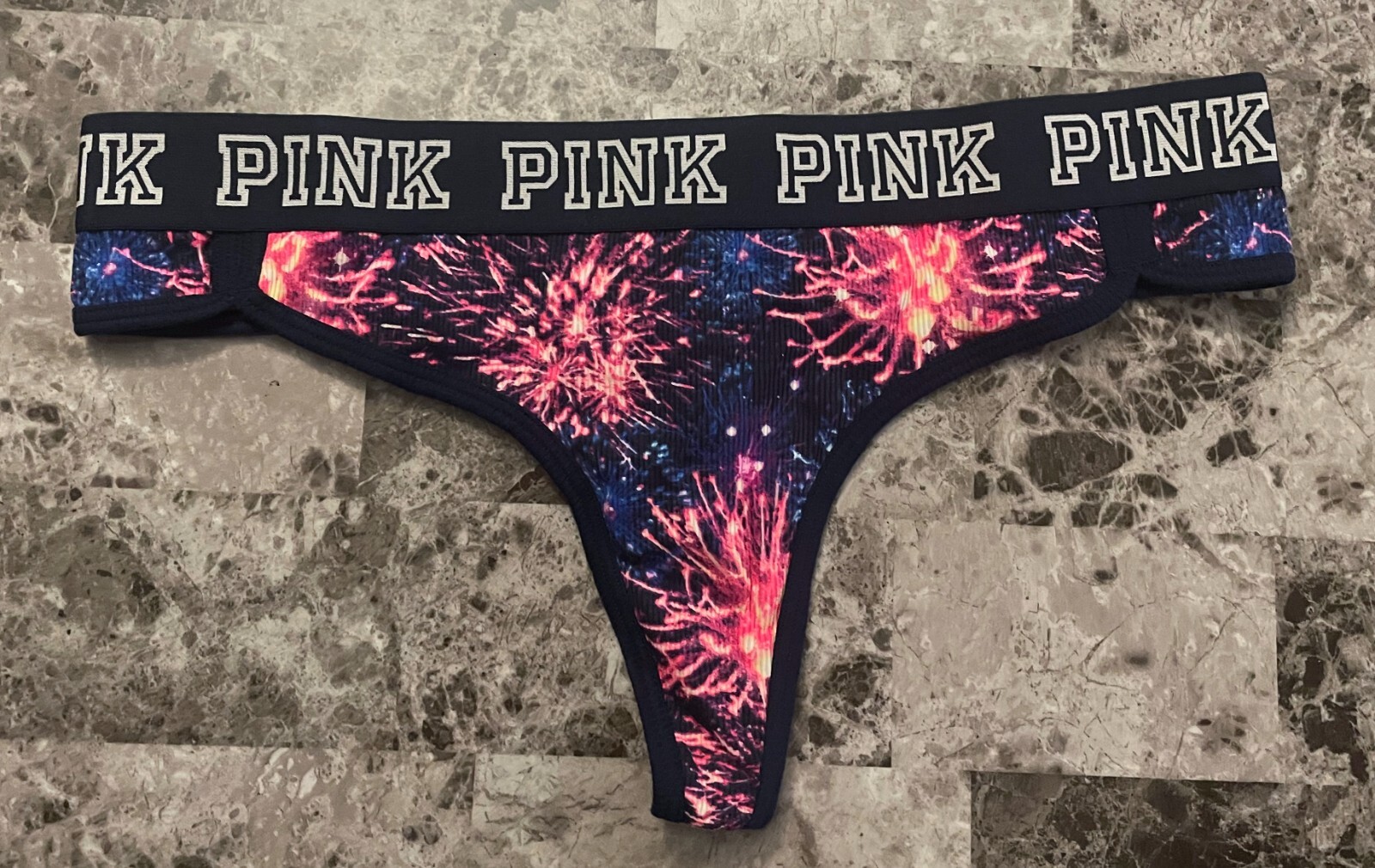 NWT VICTORIA’S SECRET PINK L FIREWORKS RIBBED KNIT THICK BAND RARE THONG PANTIES