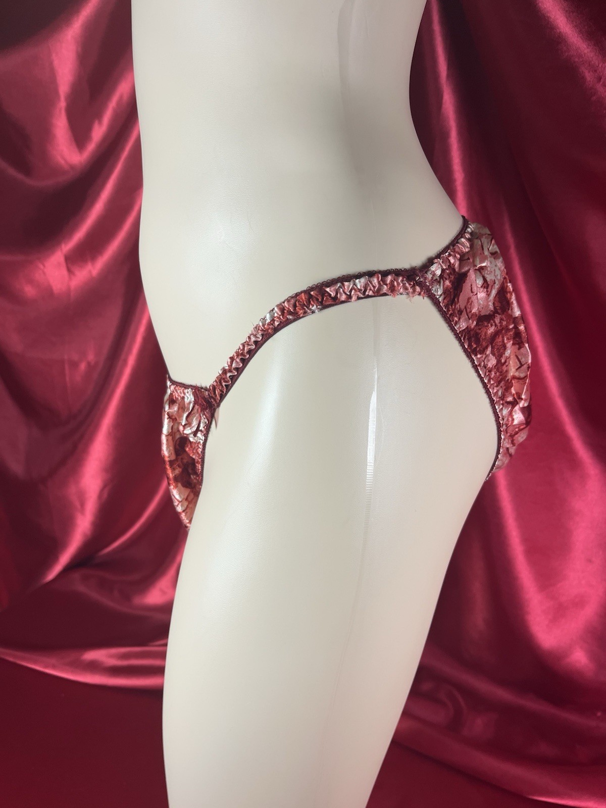 “Just Like Joe Boxer” Satin String Bikini Panties US Size 6(Asian Size10)