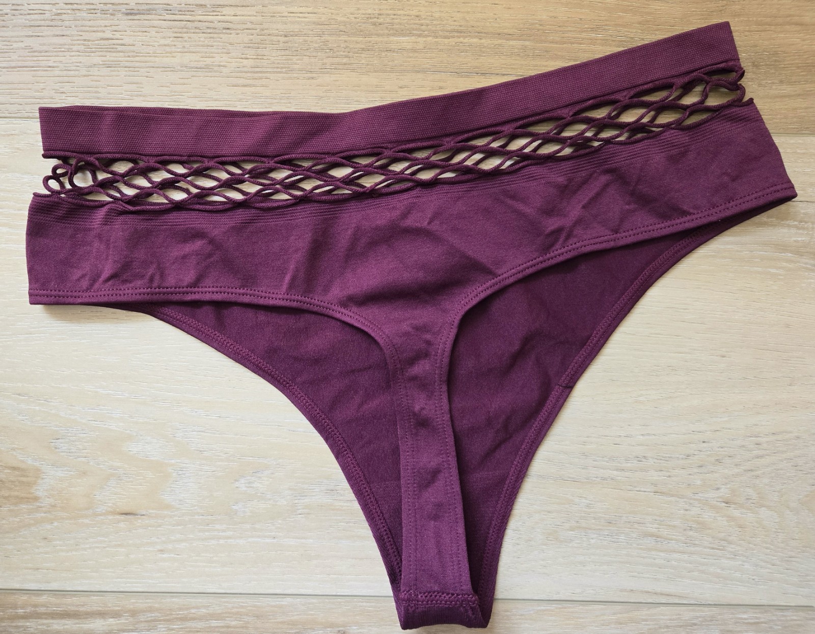 NWT Victoria’s Secret Purple Smooth Seamless Mesh High-Waist Thong Panties L