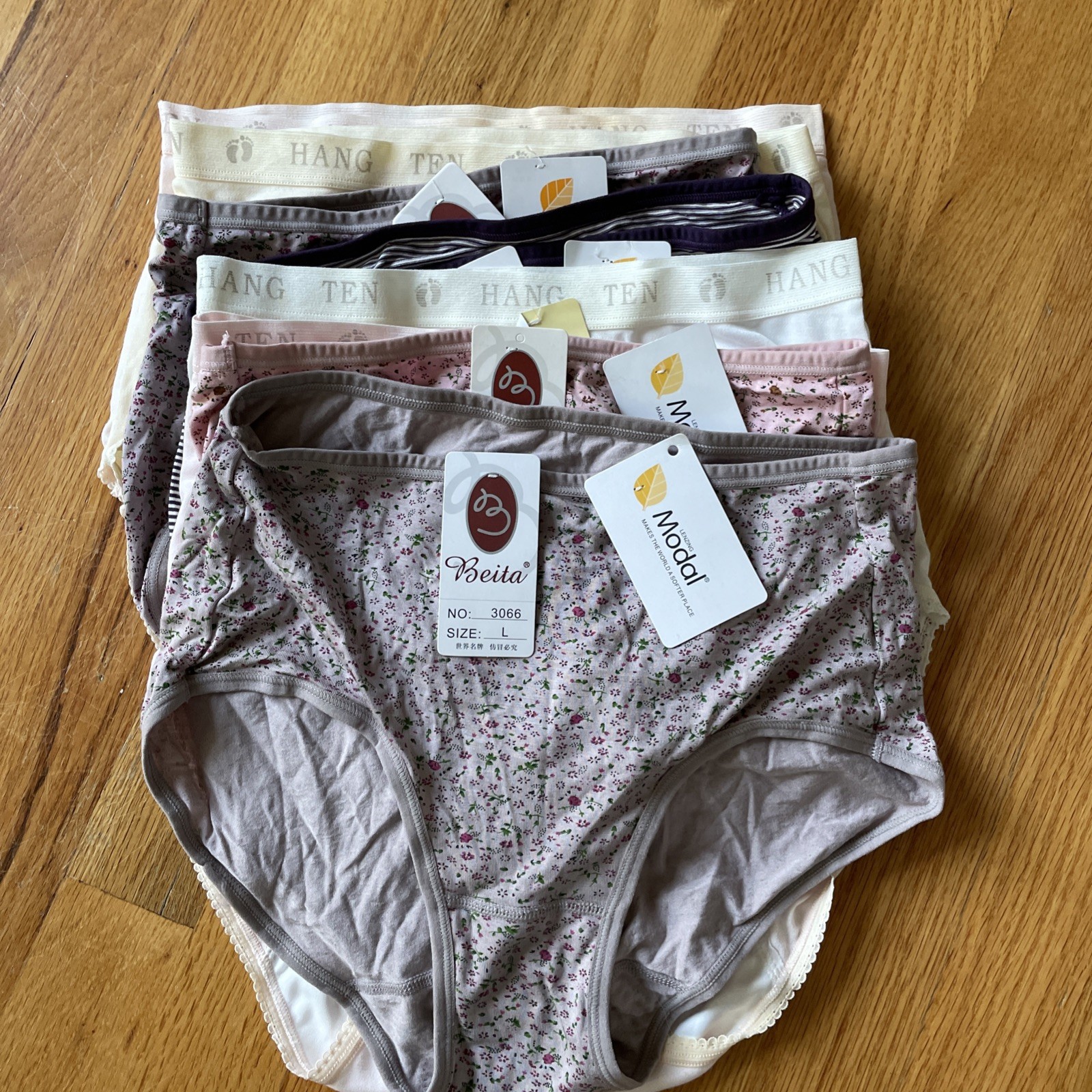 8 Pairs Of Women Sz S (or Asian L) Cotton Blend Briefs Underwear NWT Assorted
