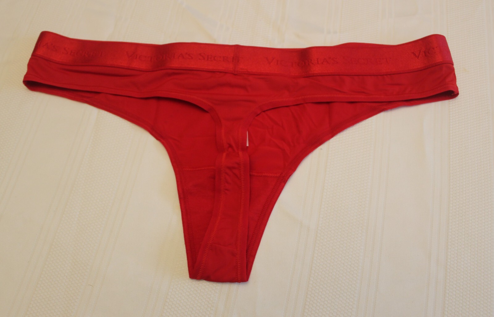 Victoria’s Secret Logo Micro Shine Thong Panty – XL – Lipstick Red