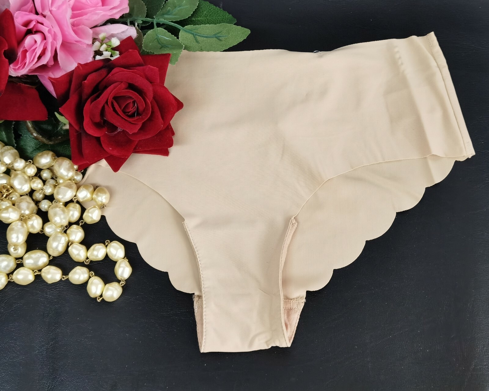 Marlon Microfiber Laser Cut Knickers NO VPL SeamLess Black Size 18 EU46 (B1J)
