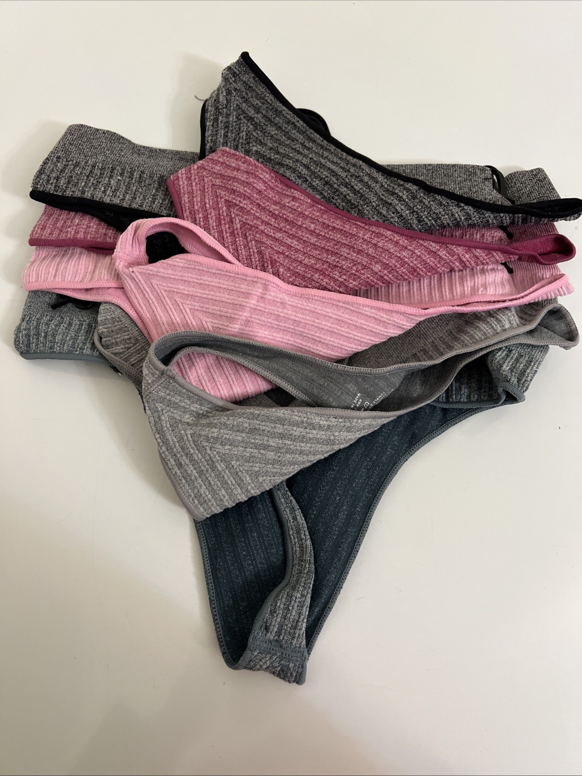 Steve Madden 5 Pack Logo Seamless Chevron Thongs Panties Assorted Colors Large