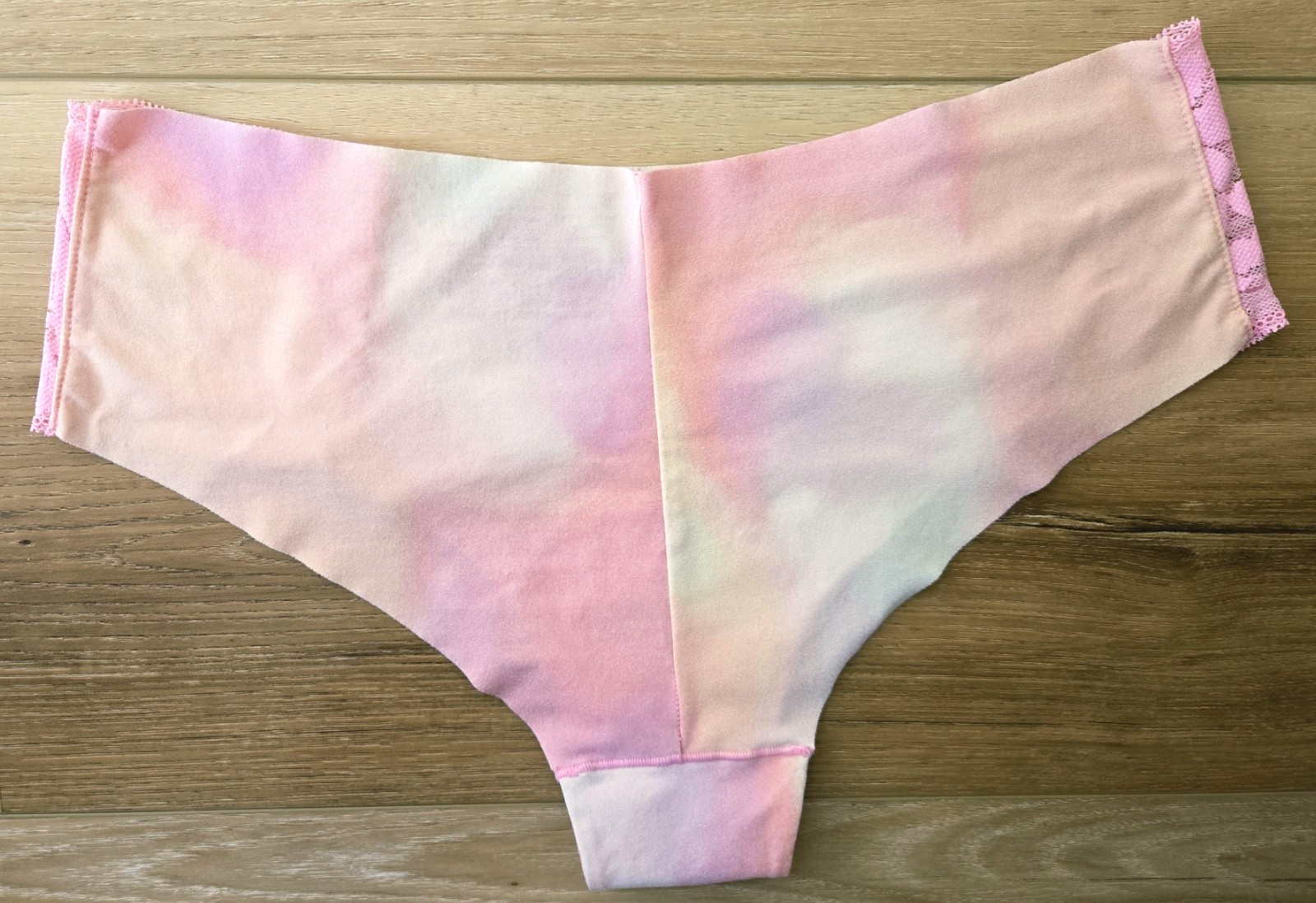 Victoria’s Secret PINK Tie-Dye No-Show Laser Floral Lace Cheekster Panties L