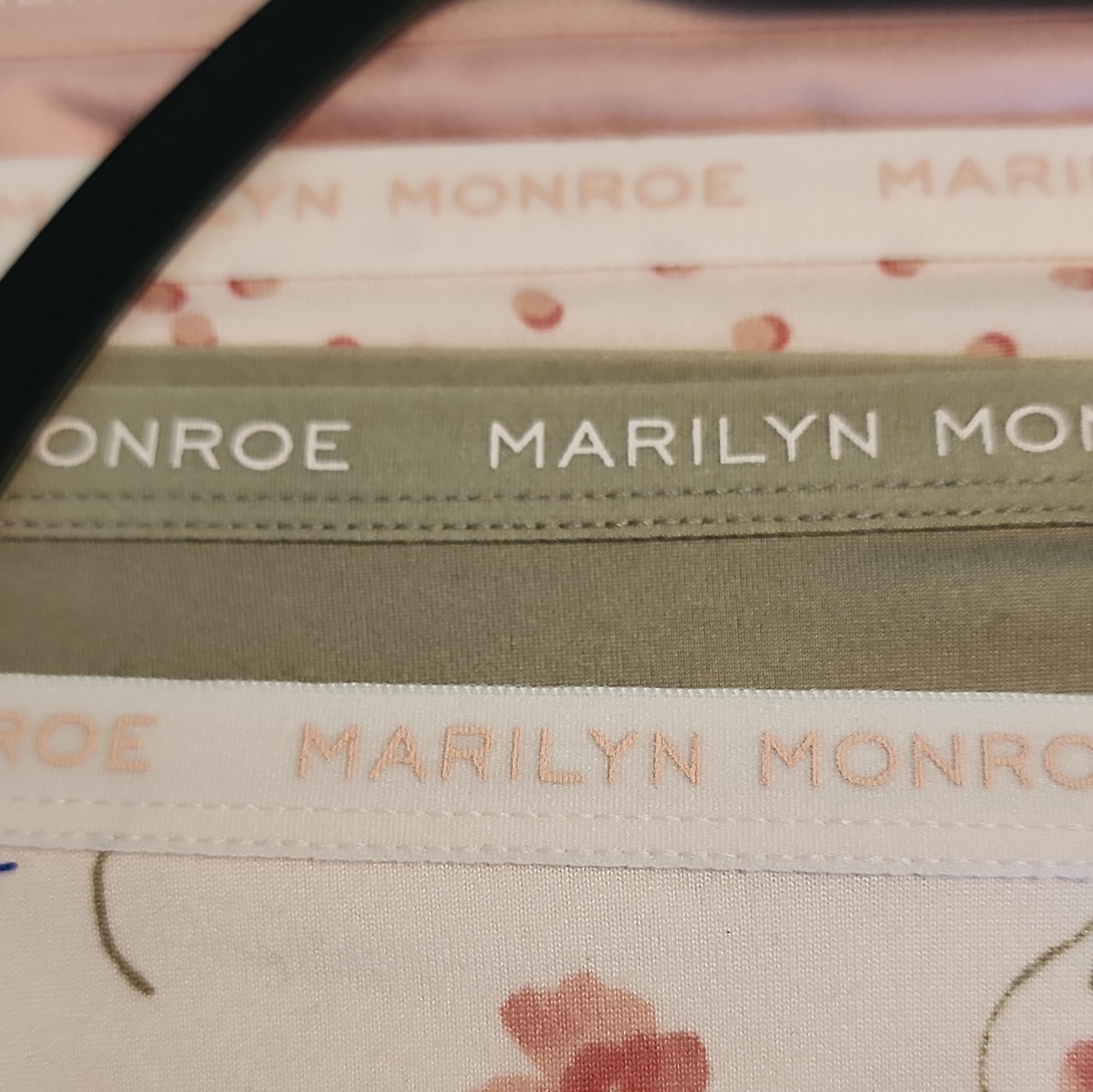 Marilyn Monroe Super Soft Microfiber Brief Panties 5-Pack Floral Size S MM5108