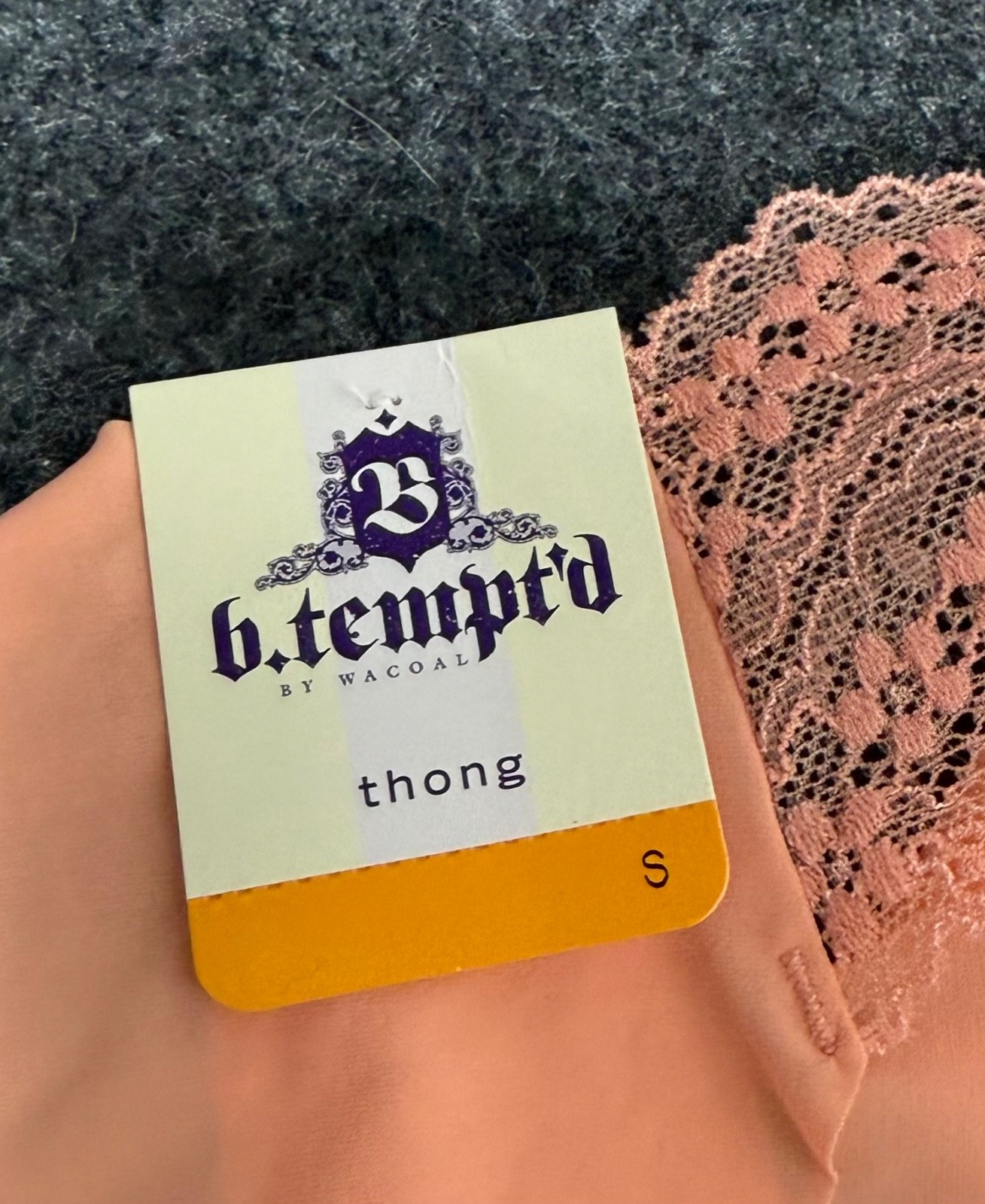 b.tempt’d by Wacoal Thong 976267 Peach Size Small New with Tags