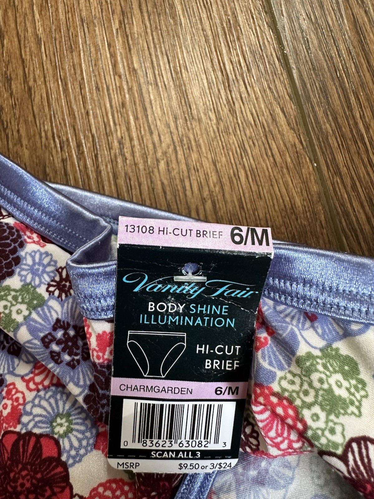 XRARE PATTERN!! NWT Size 6 (M) Vanity Fair Illumination Hi-Cut Panties 13108