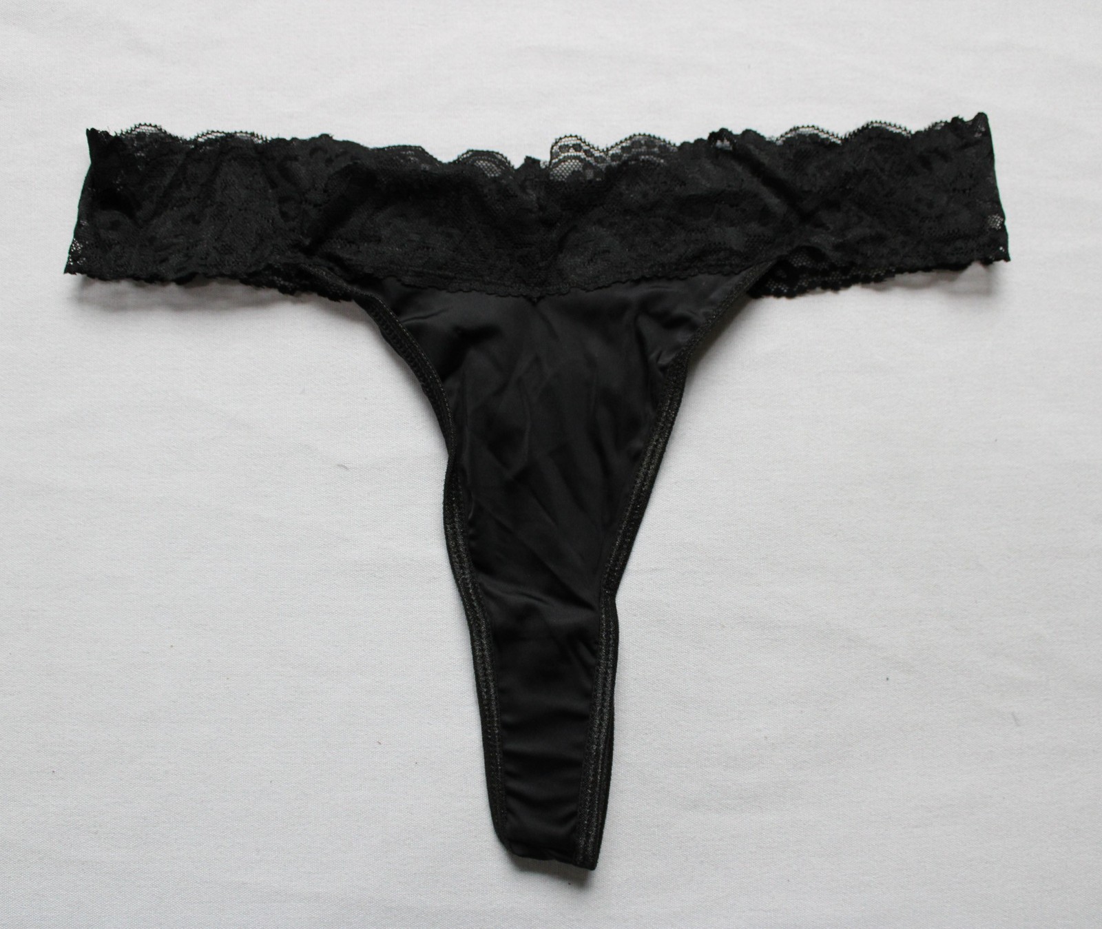 Fascinating Nights Women’s Medium Stretch Lace Chloe Thong DH3 Black Large NWT