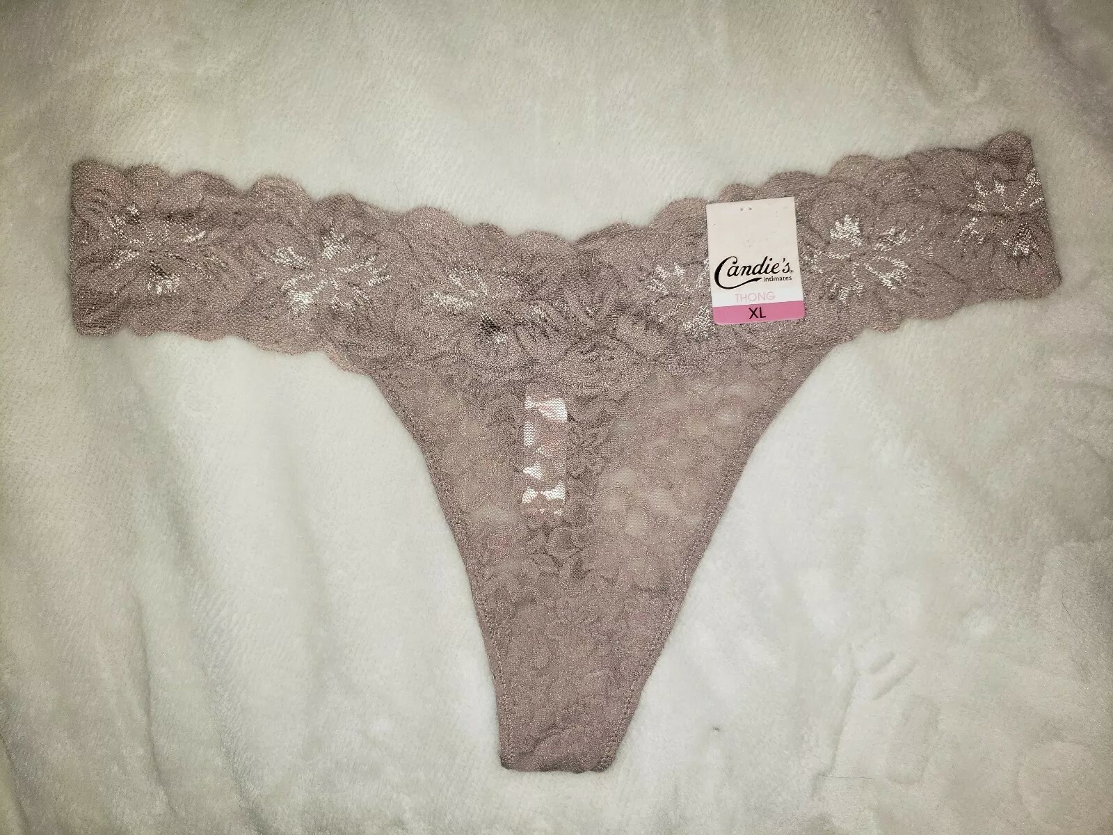 Candie’s – Women’s Thong XL