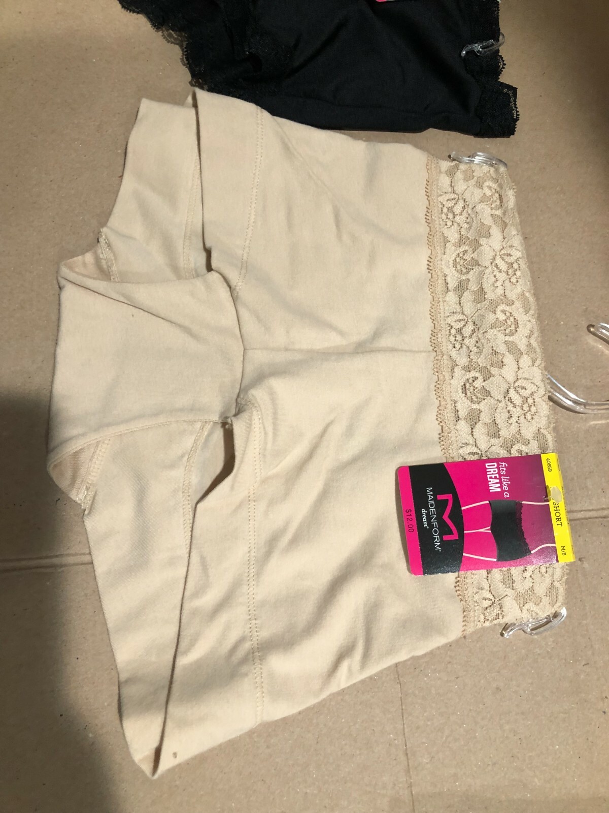 (2 Pcs) Maidenform Dream Cotton w/Lace Boyshort & Fabulious Blk w/Lace Size M