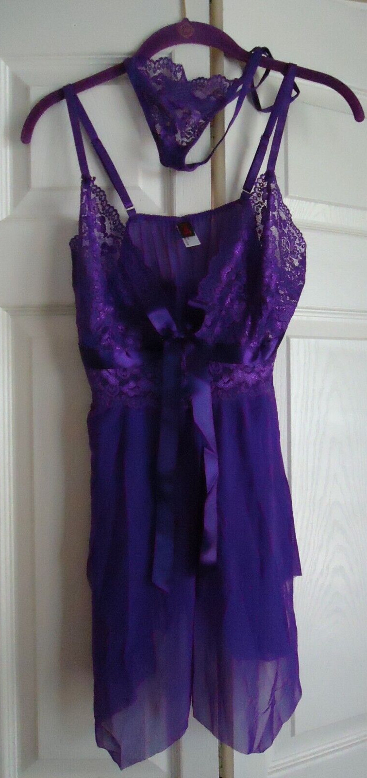 Woman Size Queen (18) Purple Lingerie w/ Thong Panties-NEW