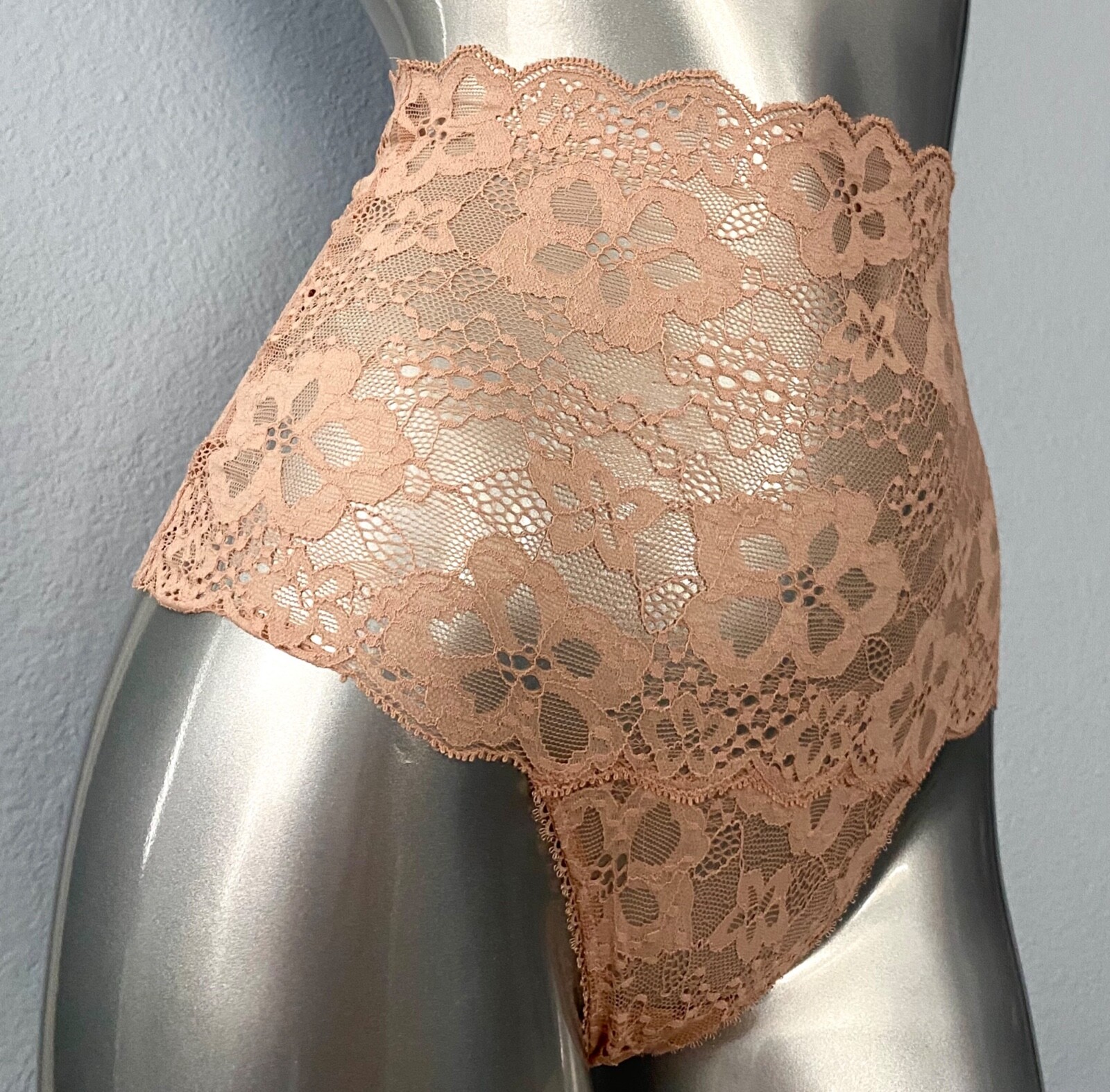 Victoria’s Secret Thong Panty High Waist Rise Evening Blush Floral Lace XS